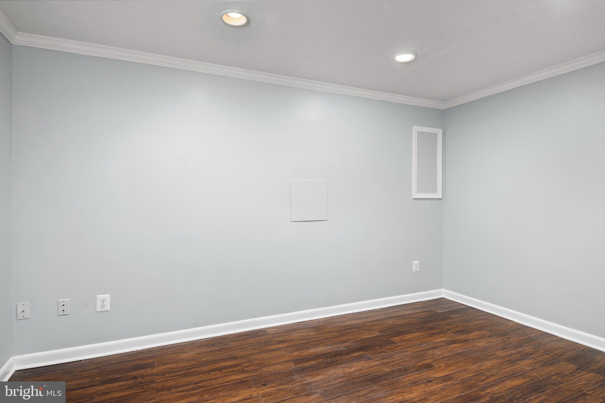 CHAPEL GLEN - Residential