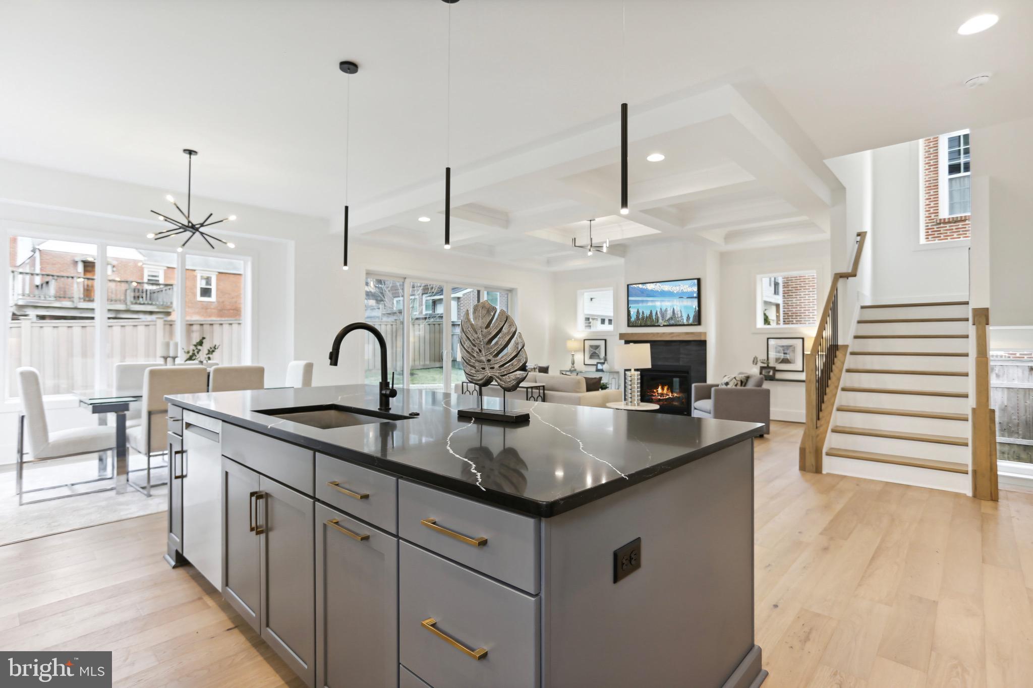 BALLSTON - Residential