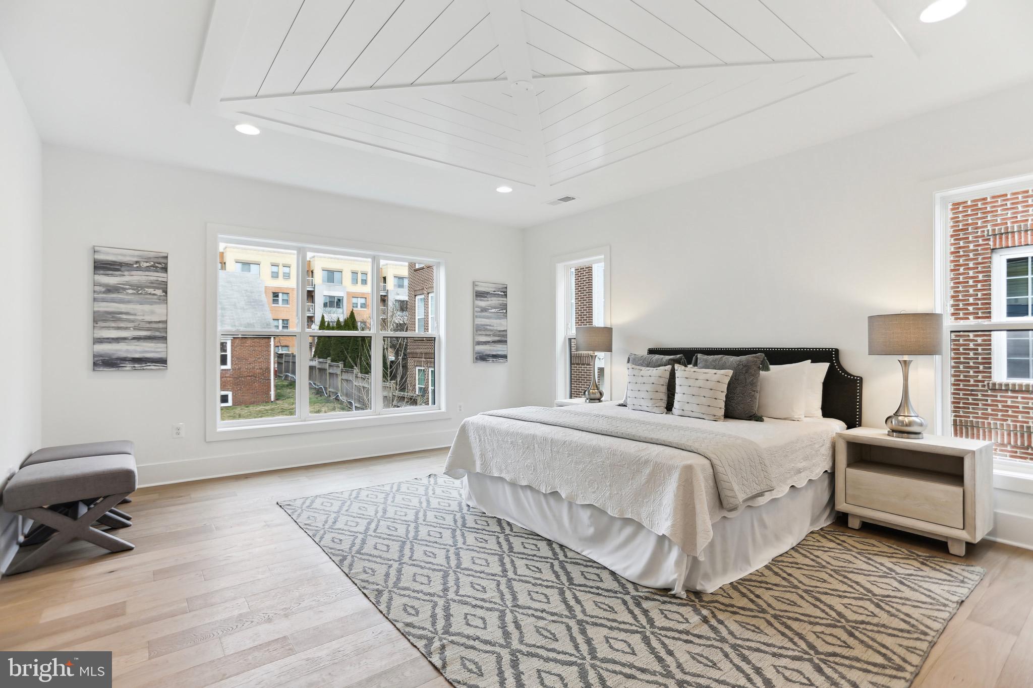 BALLSTON - Residential