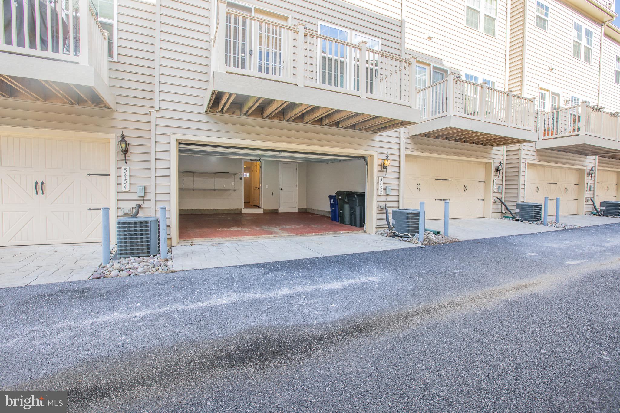 GREENBELT - Residential Lease