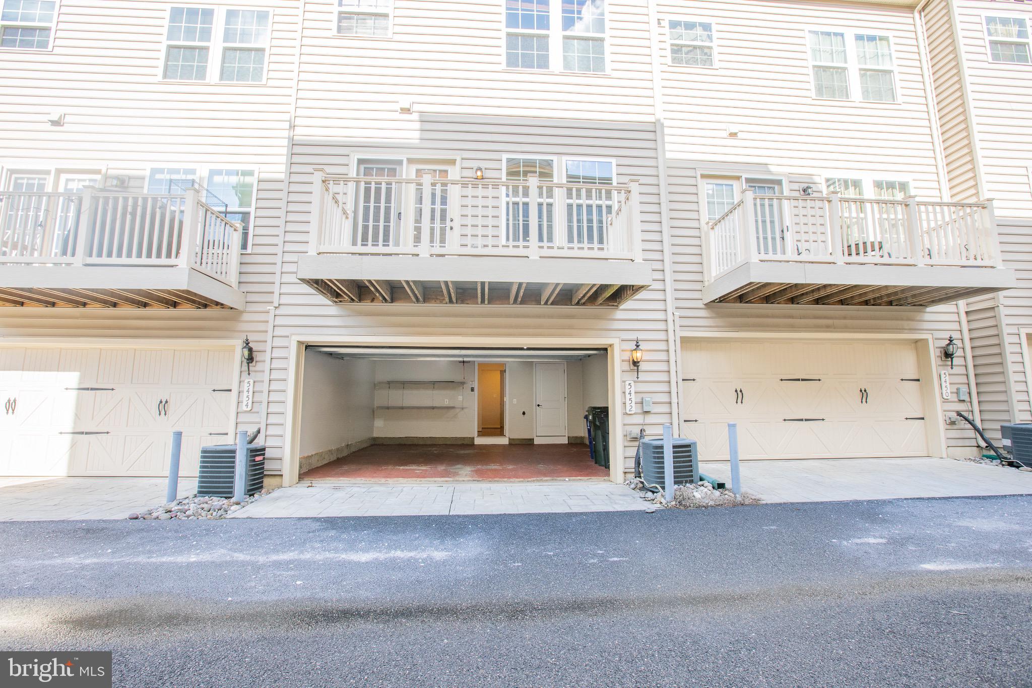 GREENBELT - Residential Lease