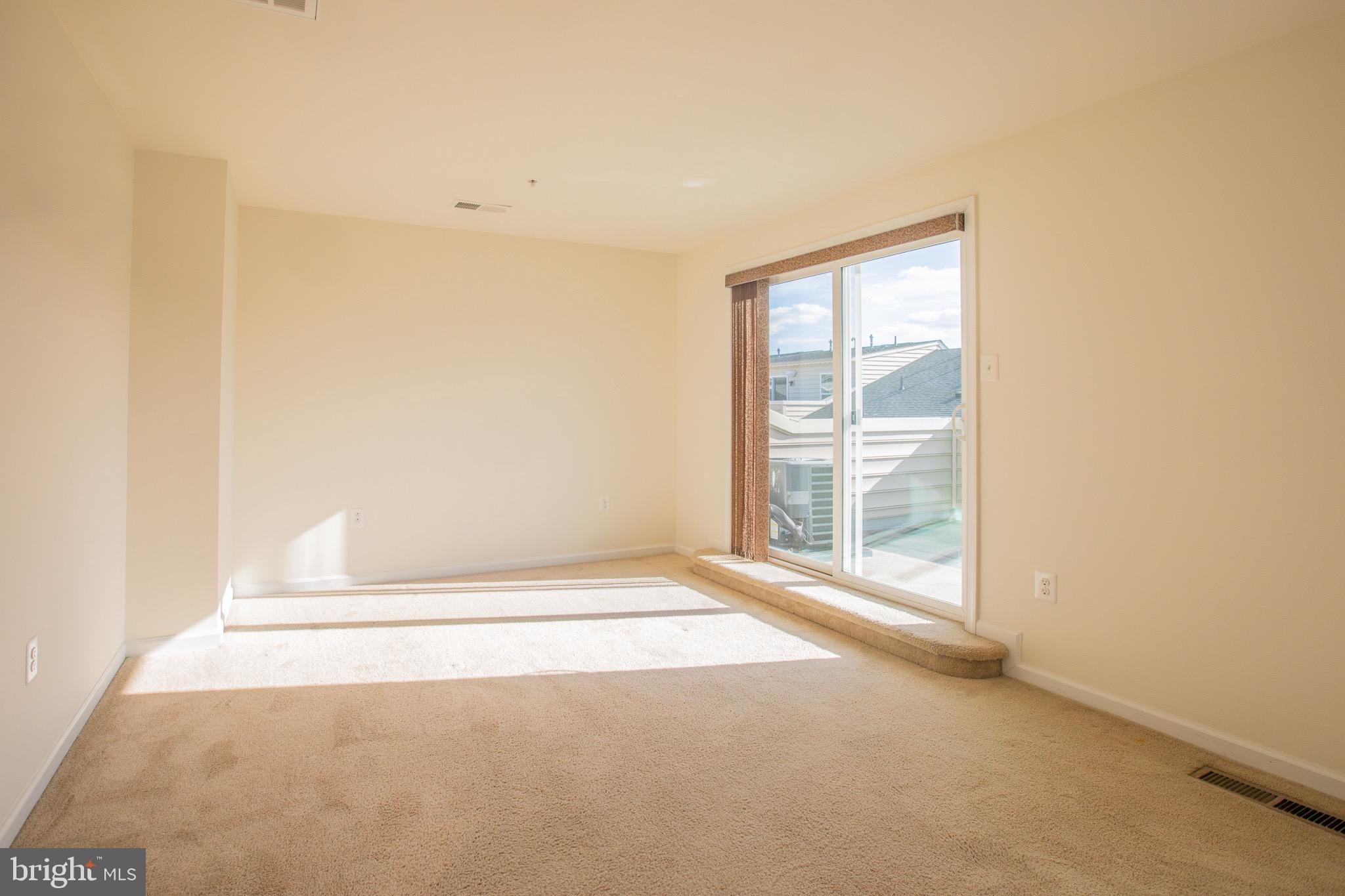 GREENBELT - Residential Lease