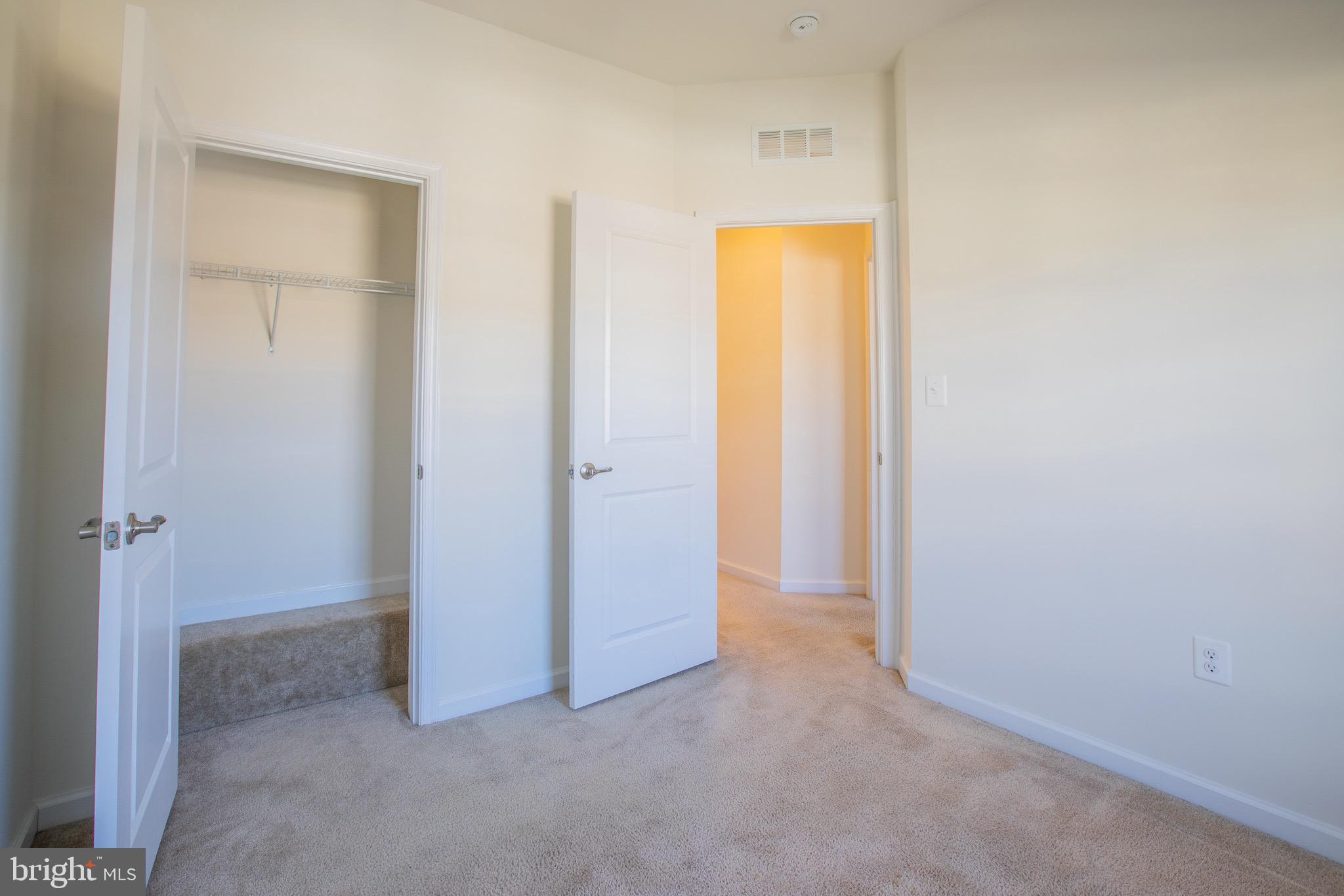 GREENBELT - Residential Lease