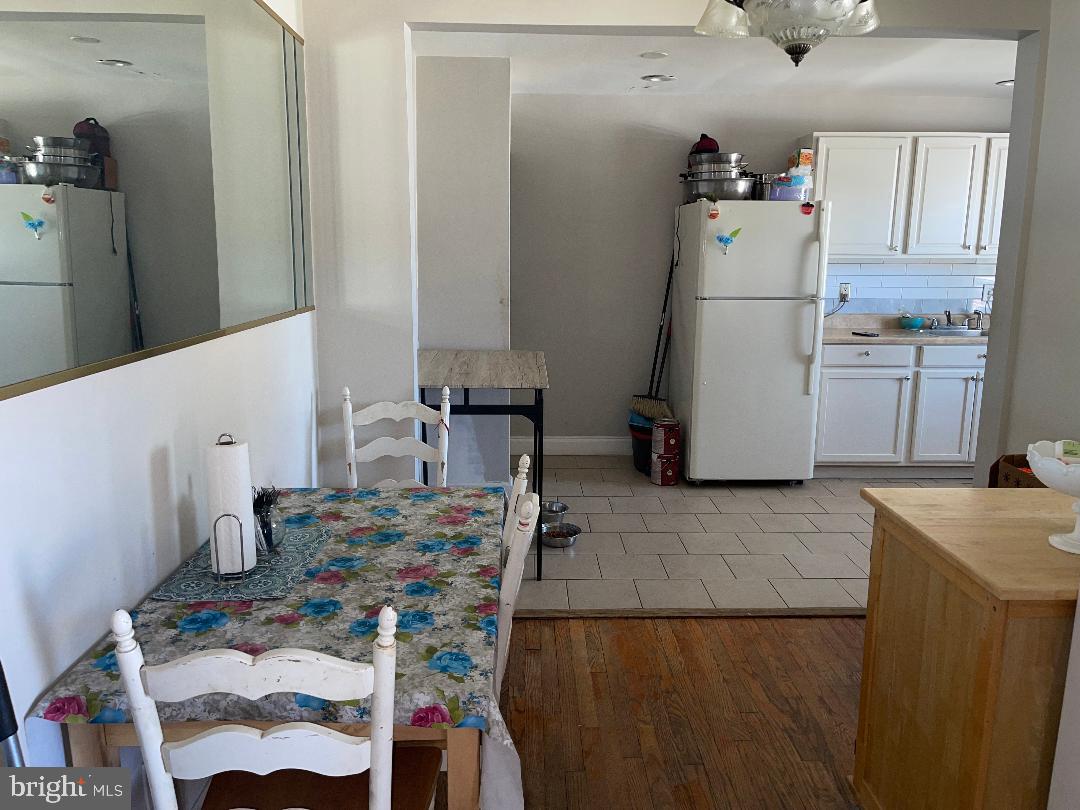 QUEENS CHAPEL MANOR - Residential