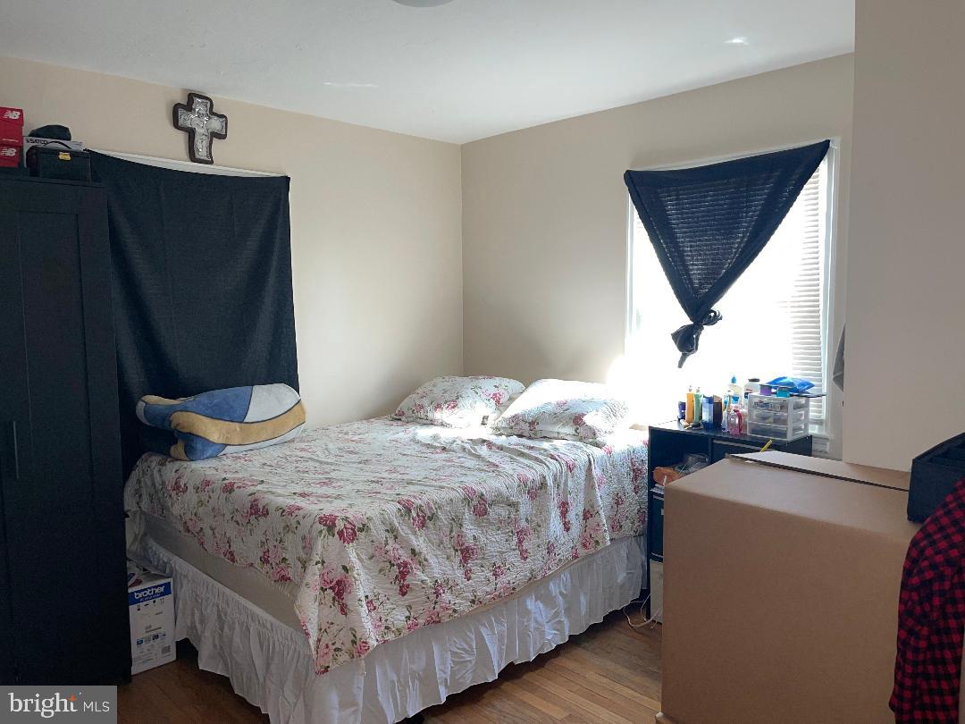 QUEENS CHAPEL MANOR - Residential