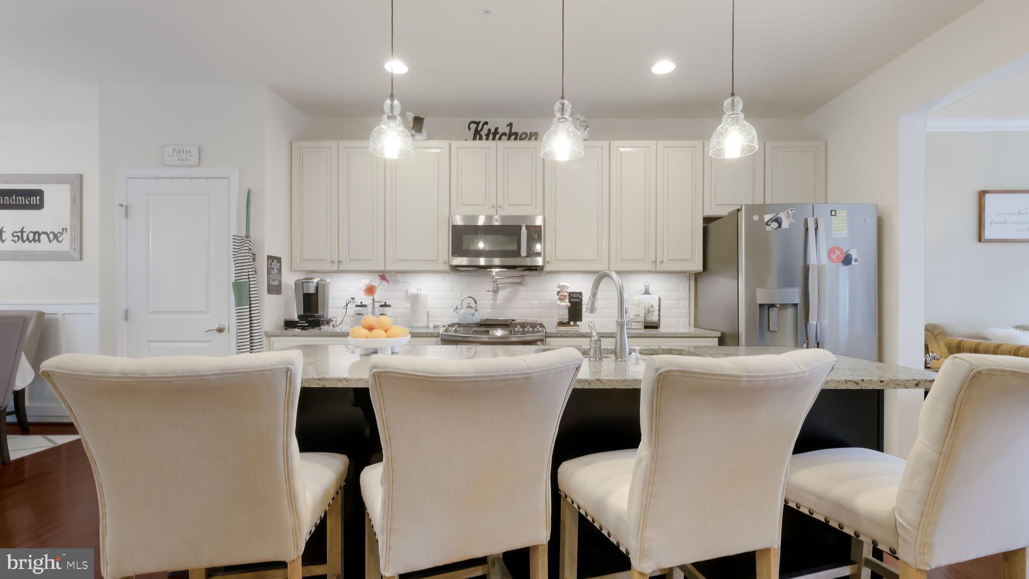WALNUT CREEK AT MONT - Residential