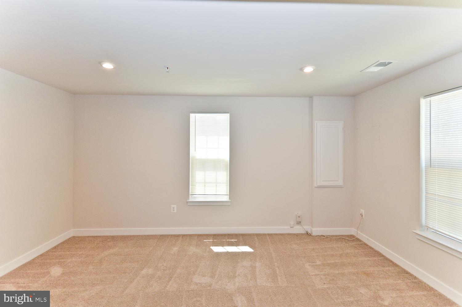 BOWIE NEW TOWN CENTER - Residential