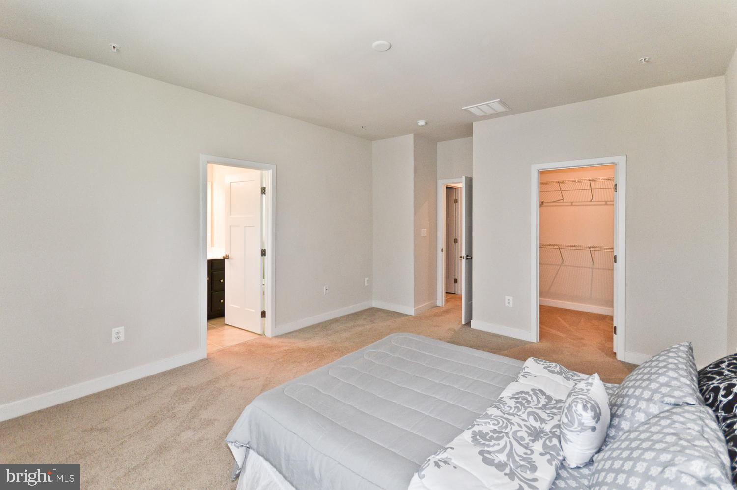 BOWIE NEW TOWN CENTER - Residential