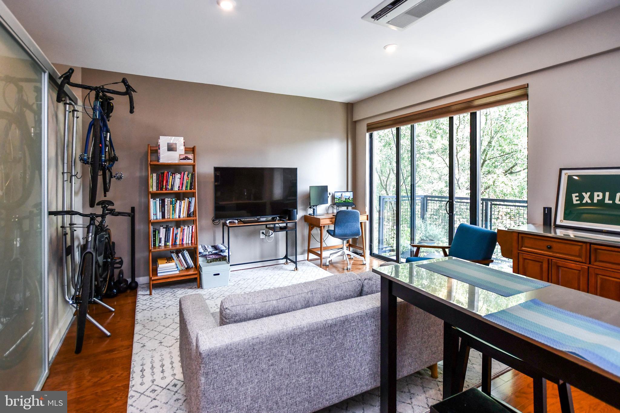 SILVER SPRING - Residential