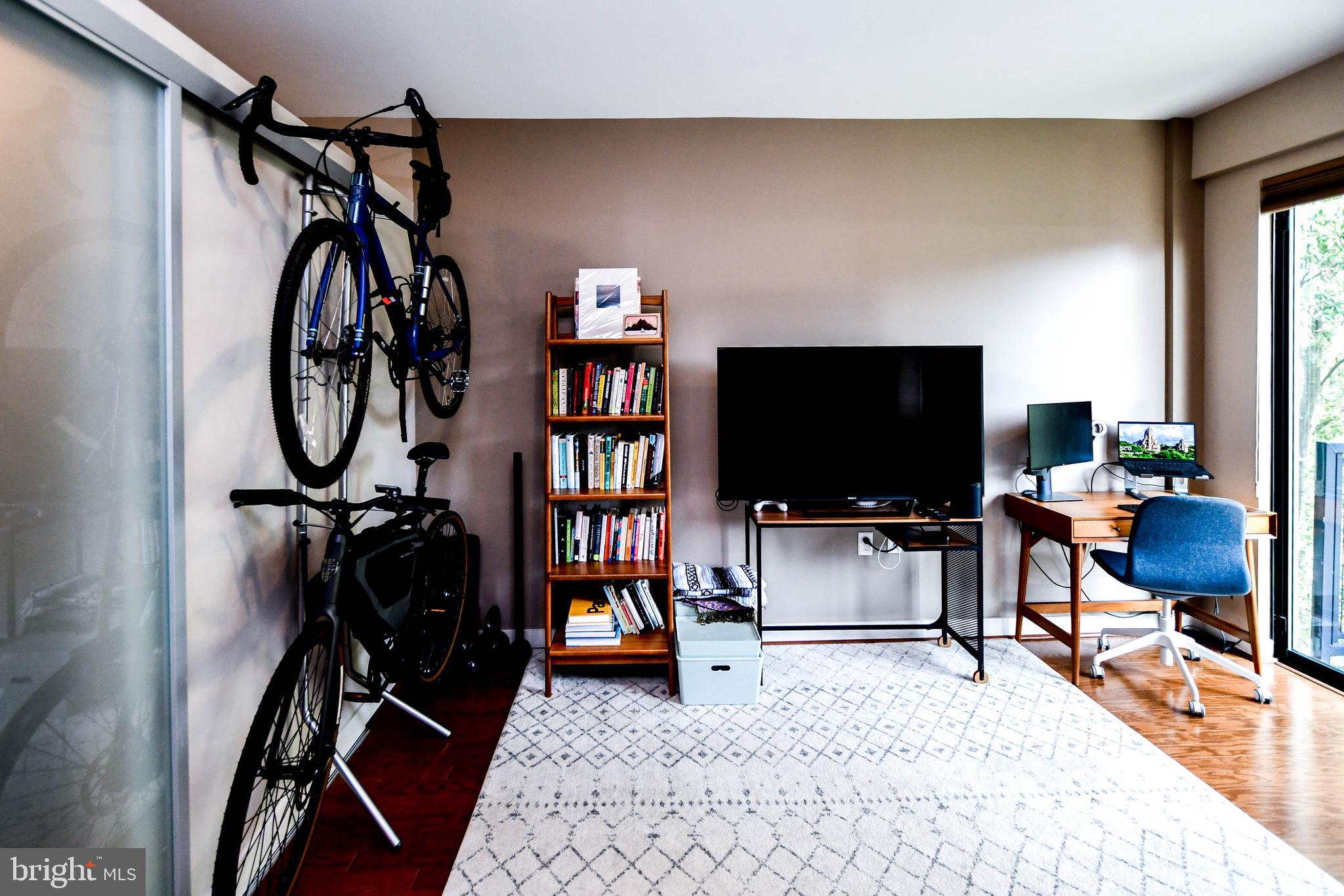 SILVER SPRING - Residential