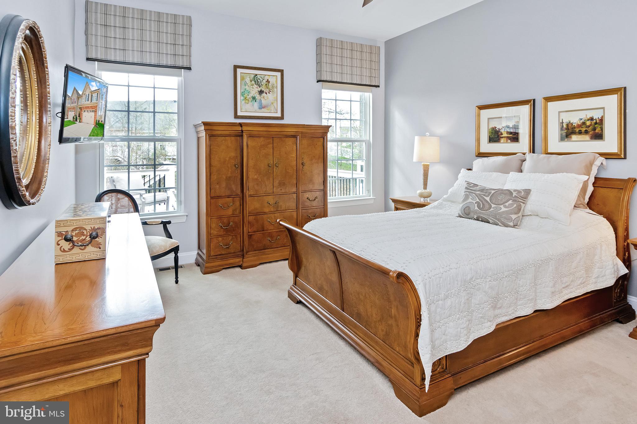 FALLSTON COMMONS - Residential