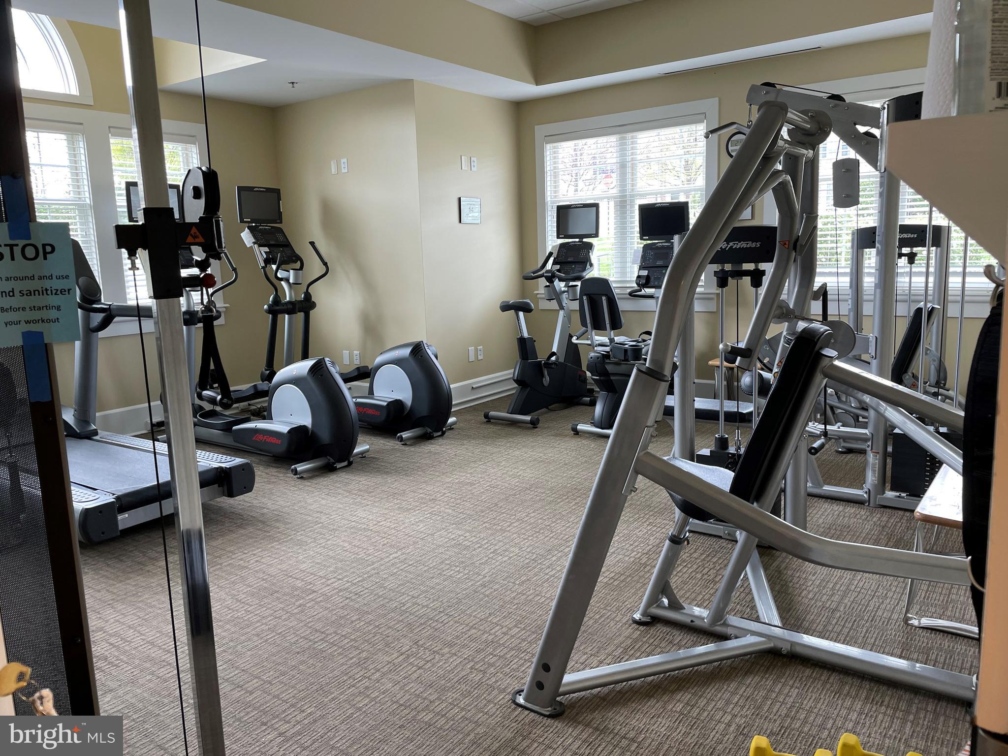 FALLSTON COMMONS - Residential