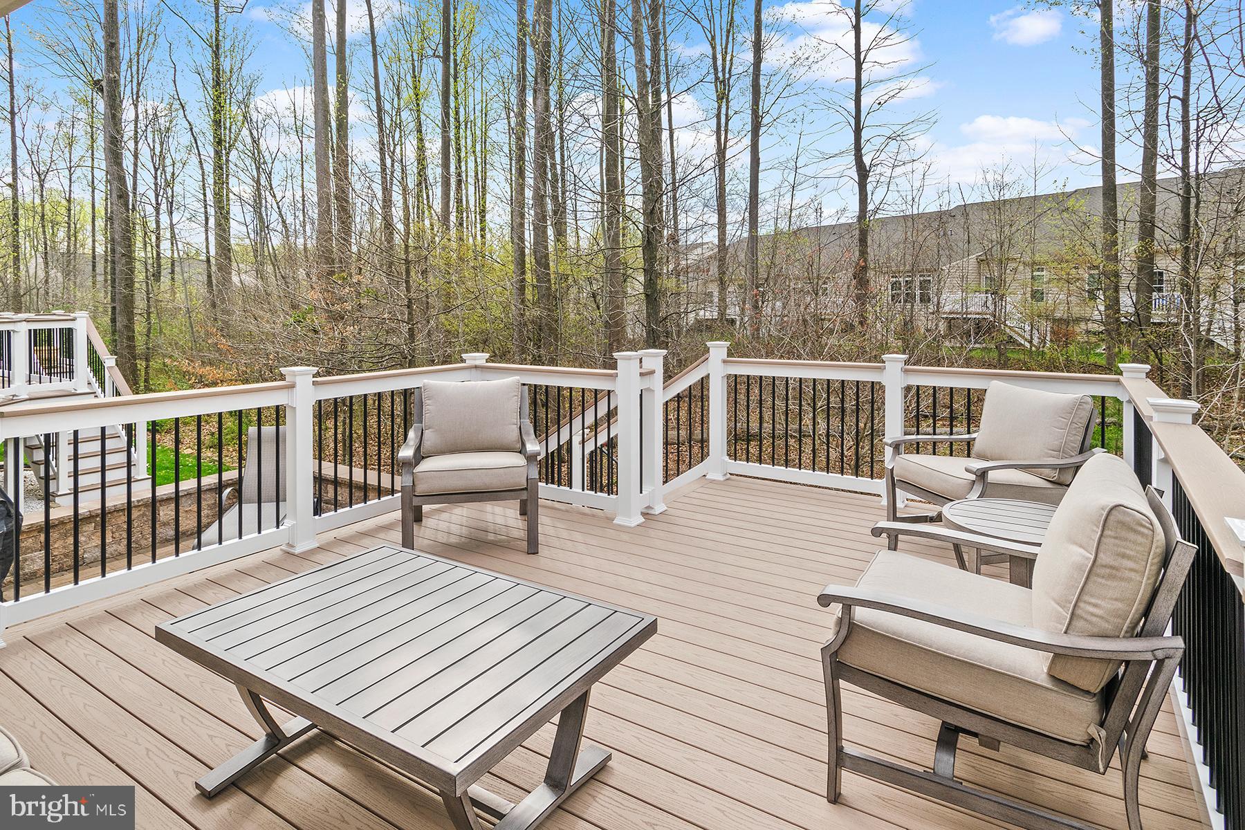 FALLSTON COMMONS - Residential