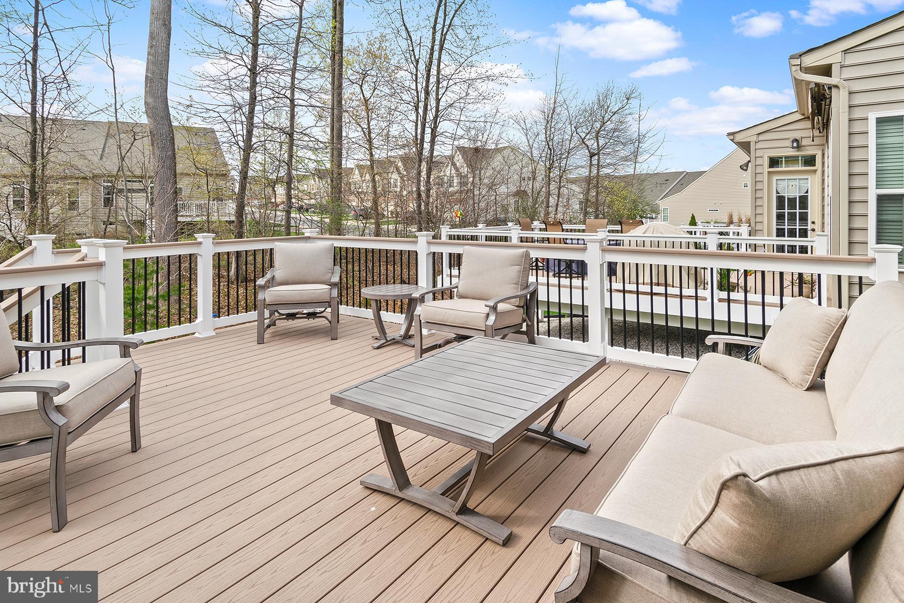 FALLSTON COMMONS - Residential