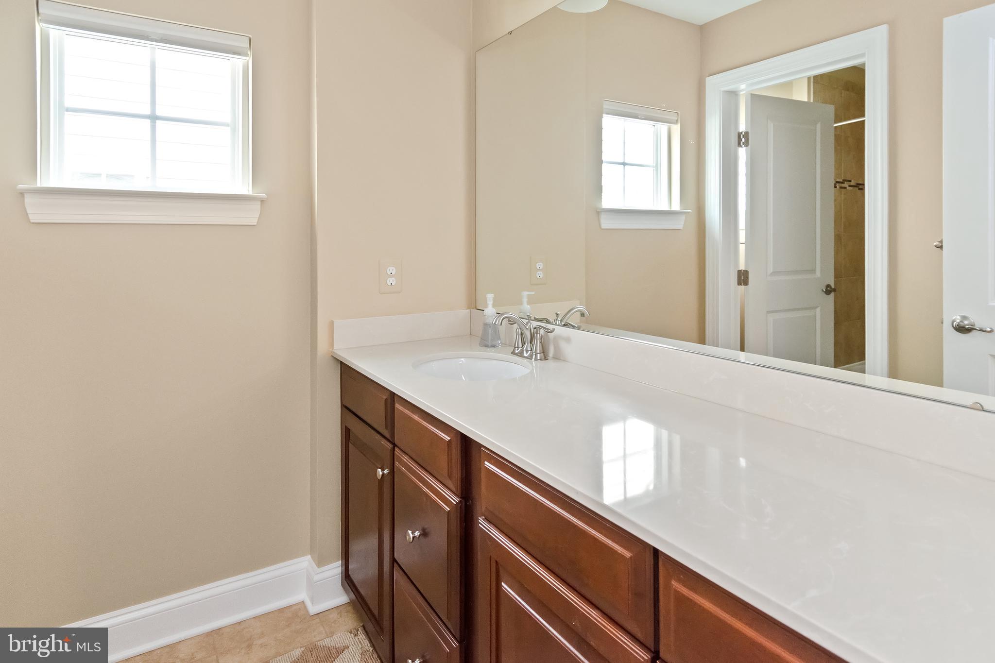 FALLSTON COMMONS - Residential