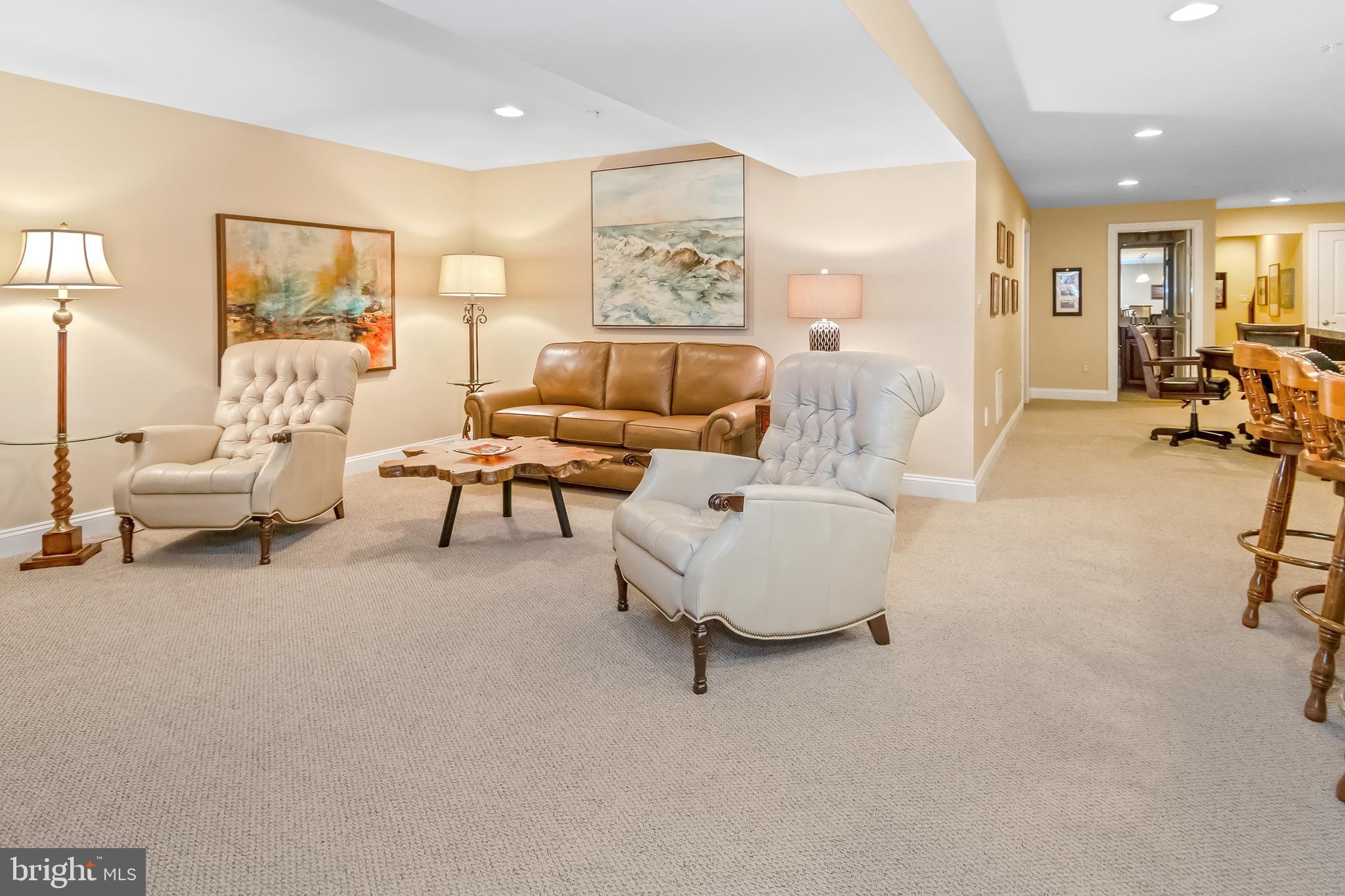 FALLSTON COMMONS - Residential