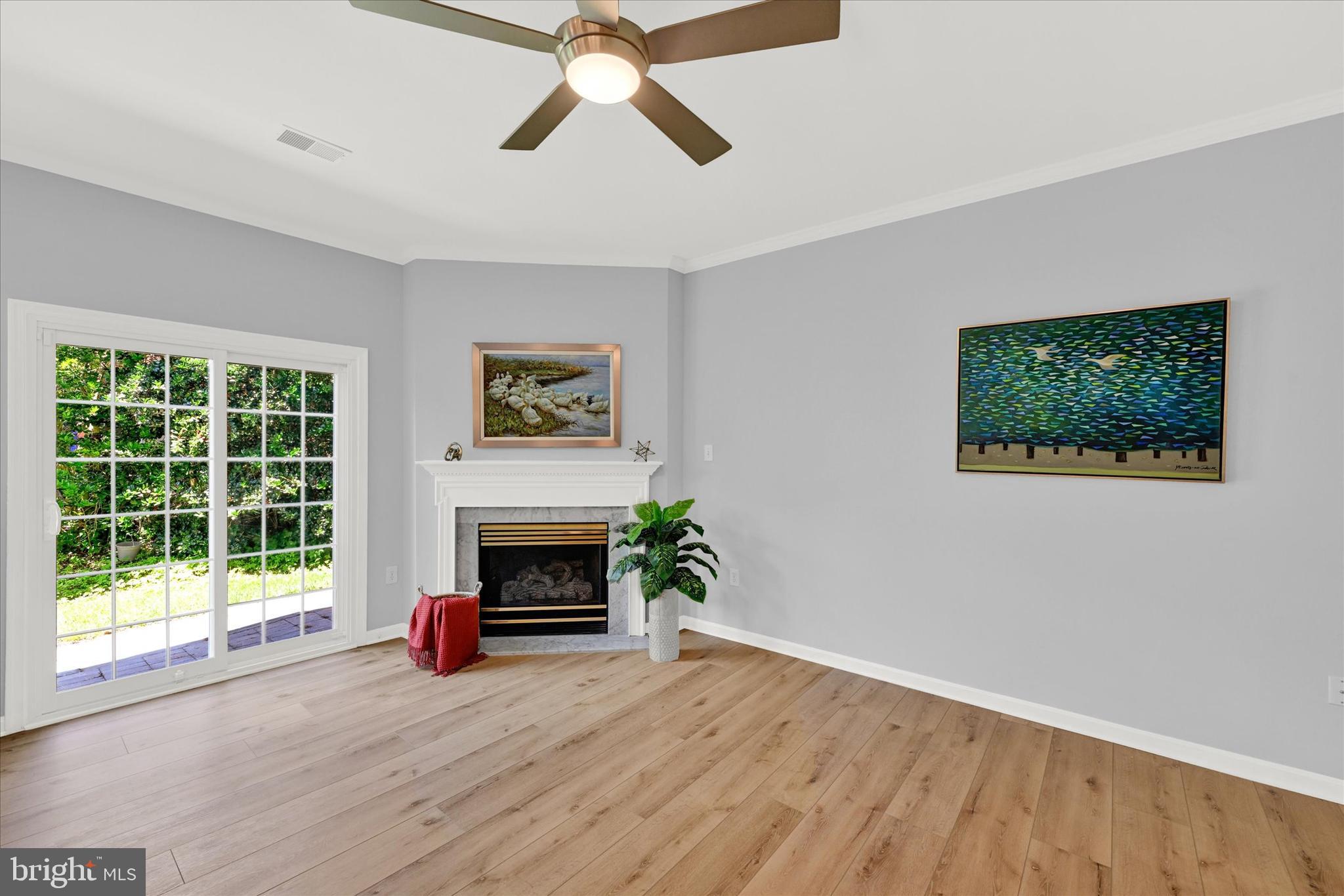 LONGMEAD - Residential