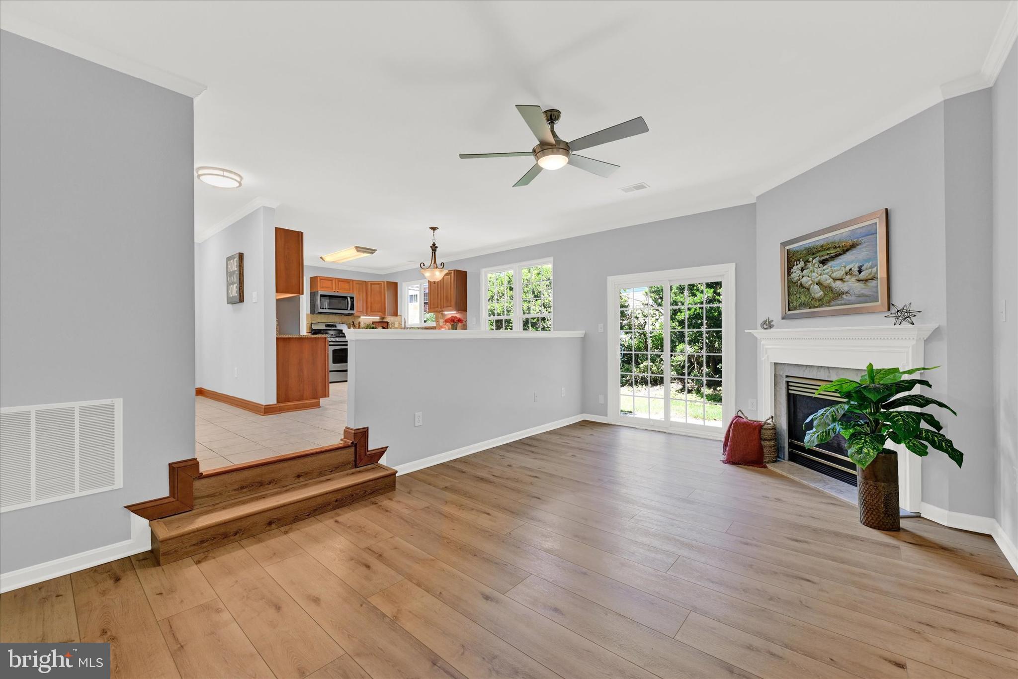 LONGMEAD - Residential