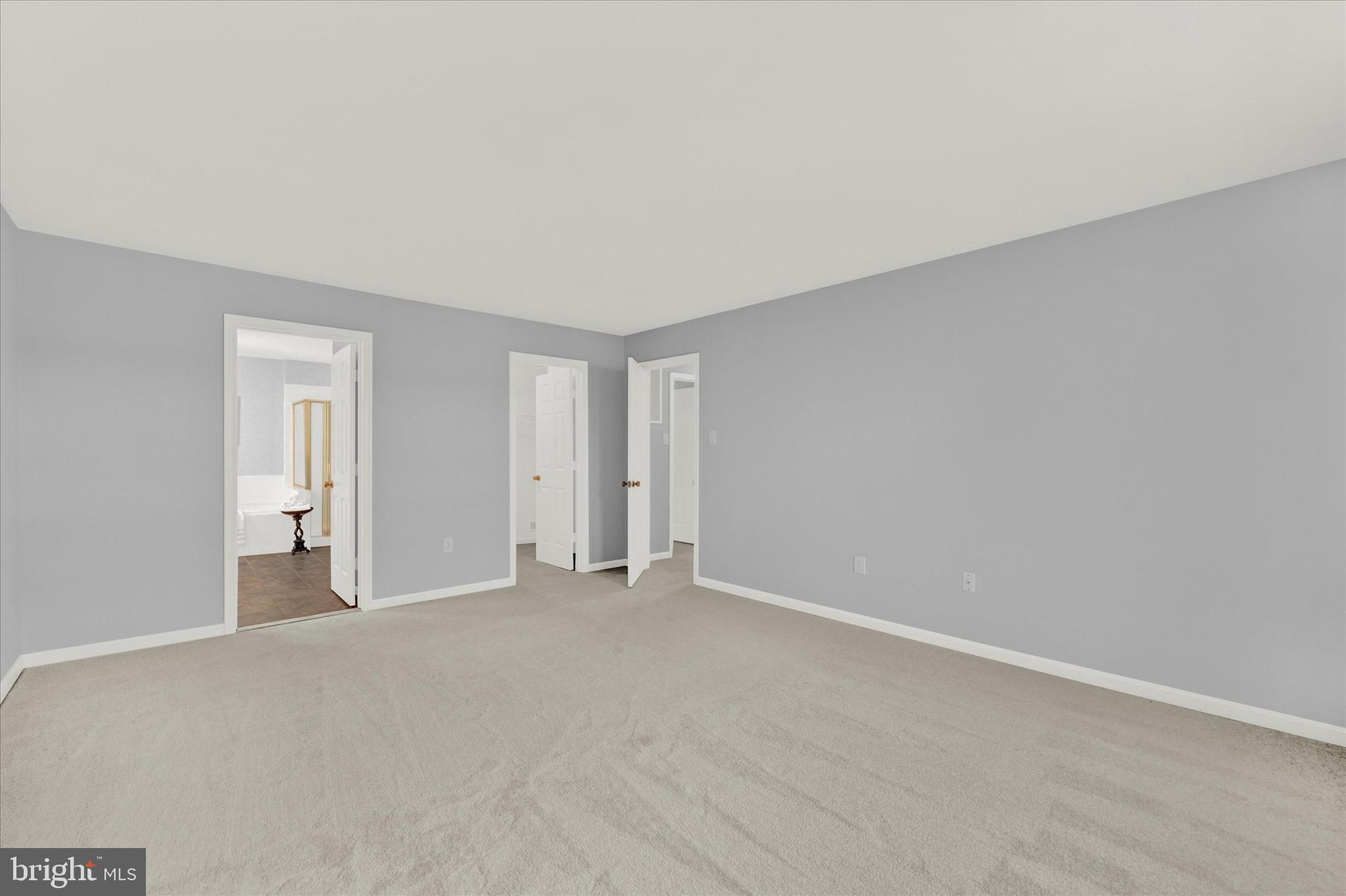 LONGMEAD - Residential