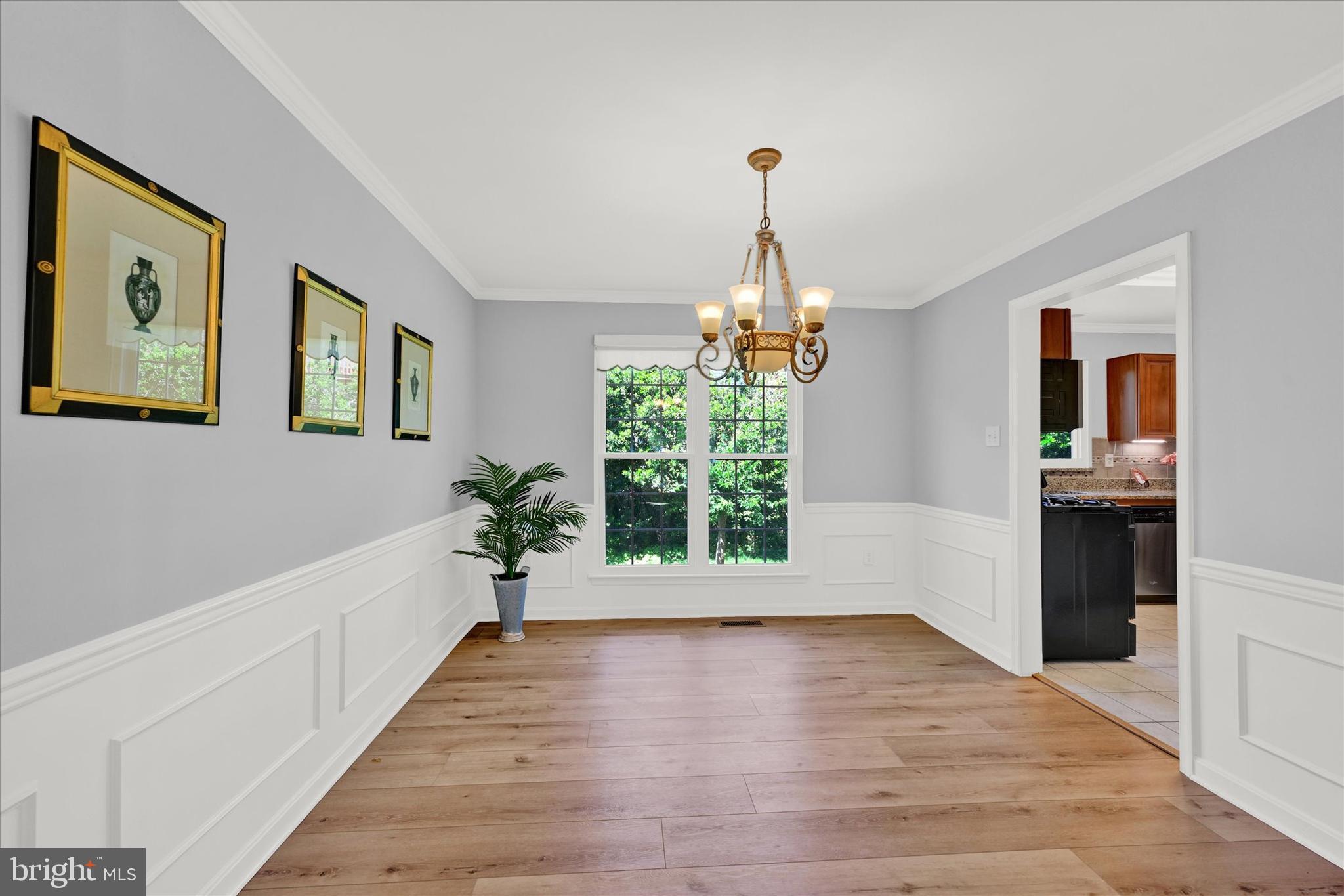 LONGMEAD - Residential