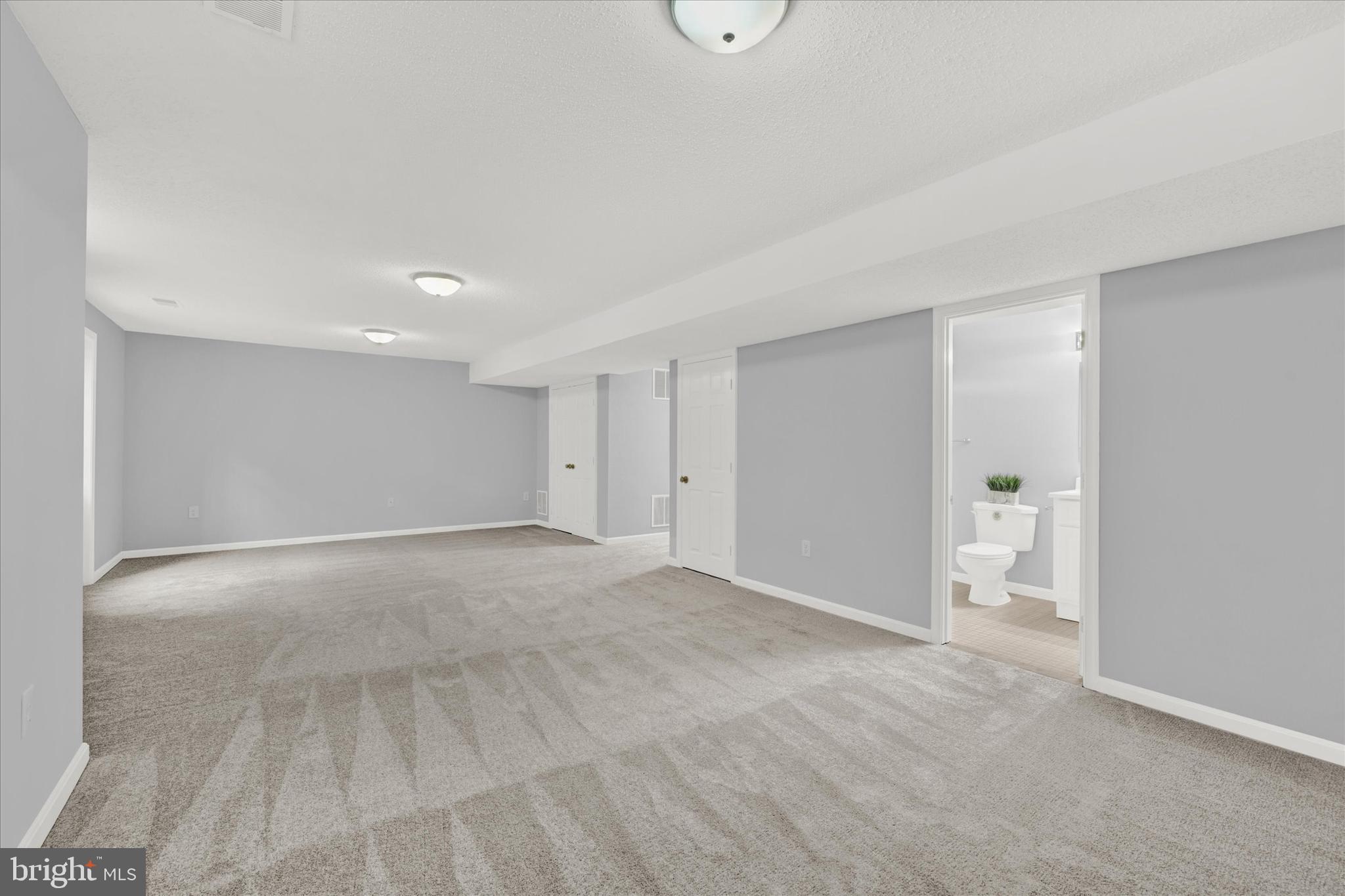 LONGMEAD - Residential