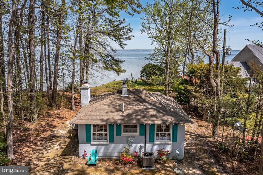 Potomac River Waterfront! The views from this home are unbelievable! Beautiful lot and home at Coles Point Virginia.  Crabbing and fishing from your deck! Homes on the Potomac are few and far between. This lovely two bedroom cottage has been well kept and has stunning views.  All new appliances! High speed broadband internet. Sunroom with wrap around windows captures the beauty of this site. Watch the eagles, ospreys, blue herons, and the Coles Point Swans from the comfort of your home or in your backyard. Barbecue pit in backyard. MLW varies from 3-8 ft, (seller must verify, not guaranteed).  Private beach each area on property.  Coles Point Marina beach area is visible from dock. Ragged Point is a quiet subdivision and no HOA. Short term rentals are permissible with this property. The size of the lot also allows for expansion  up or forward.  The home is a short 2 hour drive from the Metro DC area & 1-1 1/2 hours to Richmond! Waterfront homes in Coles Point do not come on the market often at this price! Act on this home now!