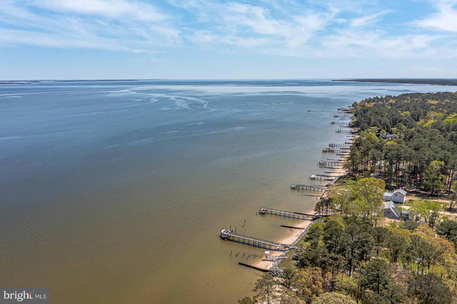 RAGGED POINT - Residential