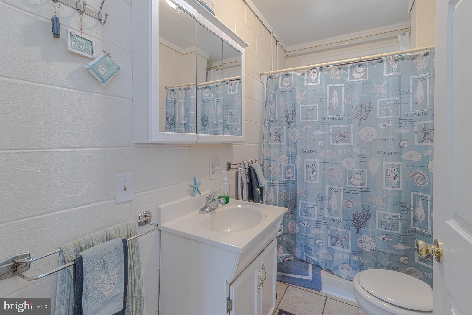 RAGGED POINT - Residential