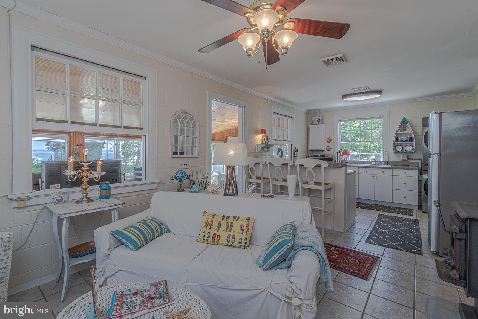 RAGGED POINT - Residential