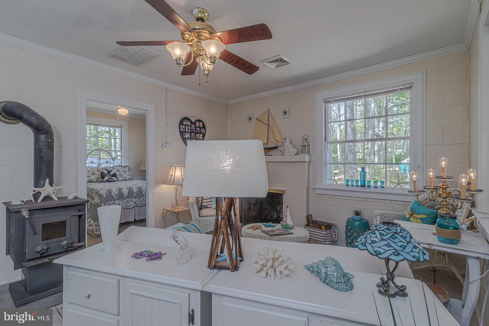 RAGGED POINT - Residential