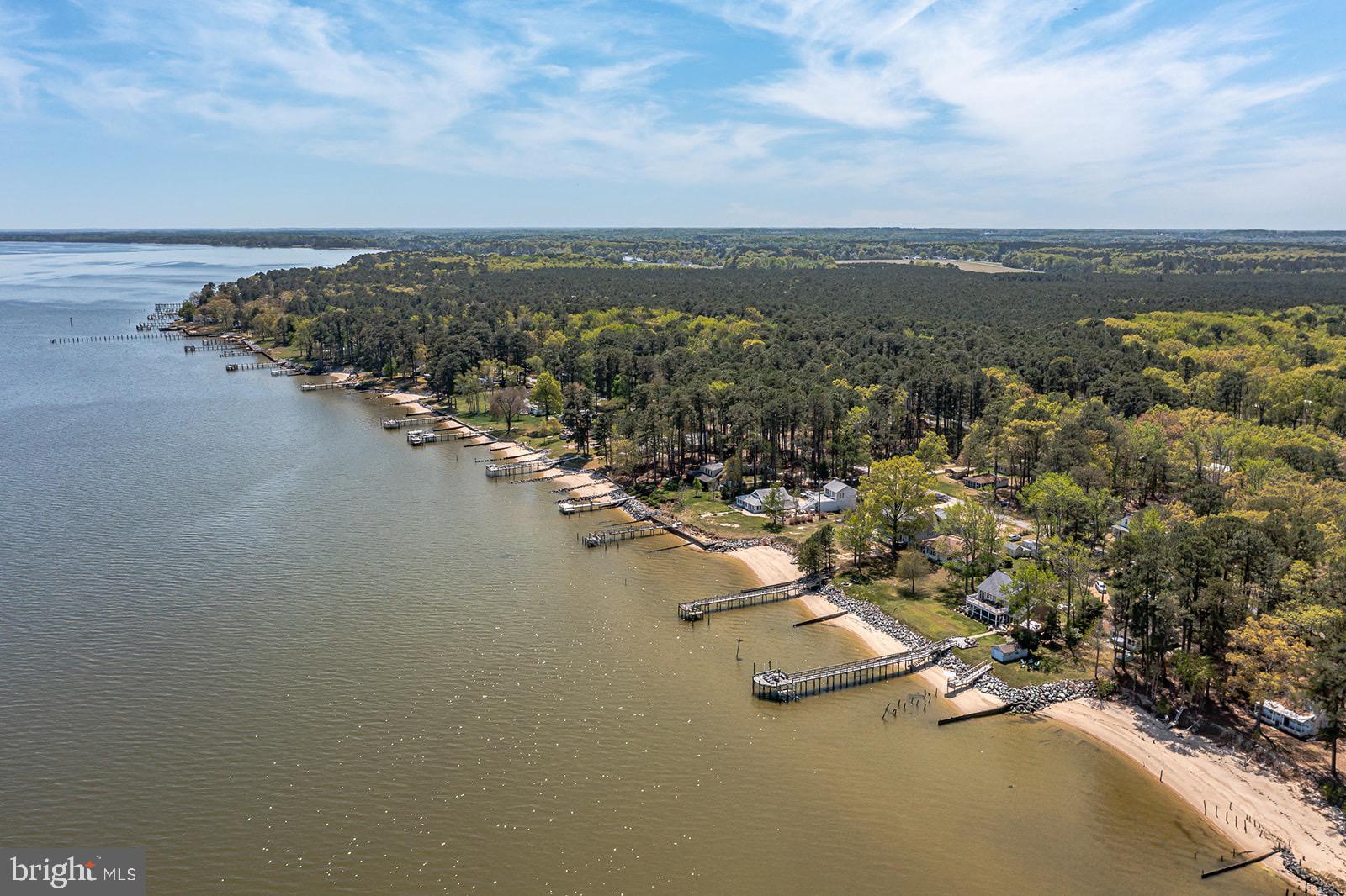 RAGGED POINT - Residential