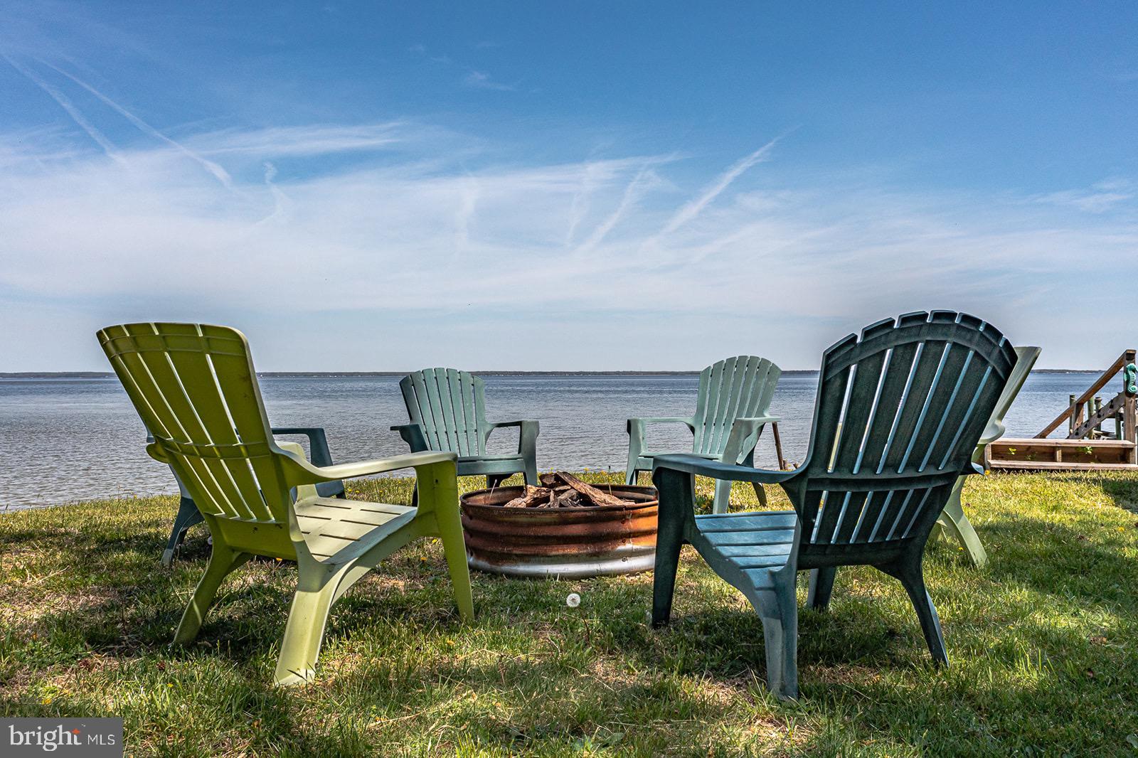 RAGGED POINT - Residential