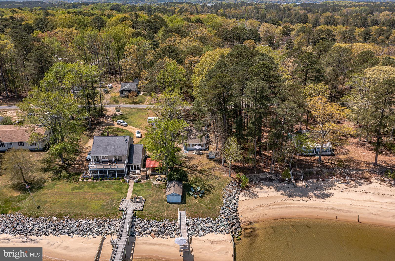 RAGGED POINT - Residential