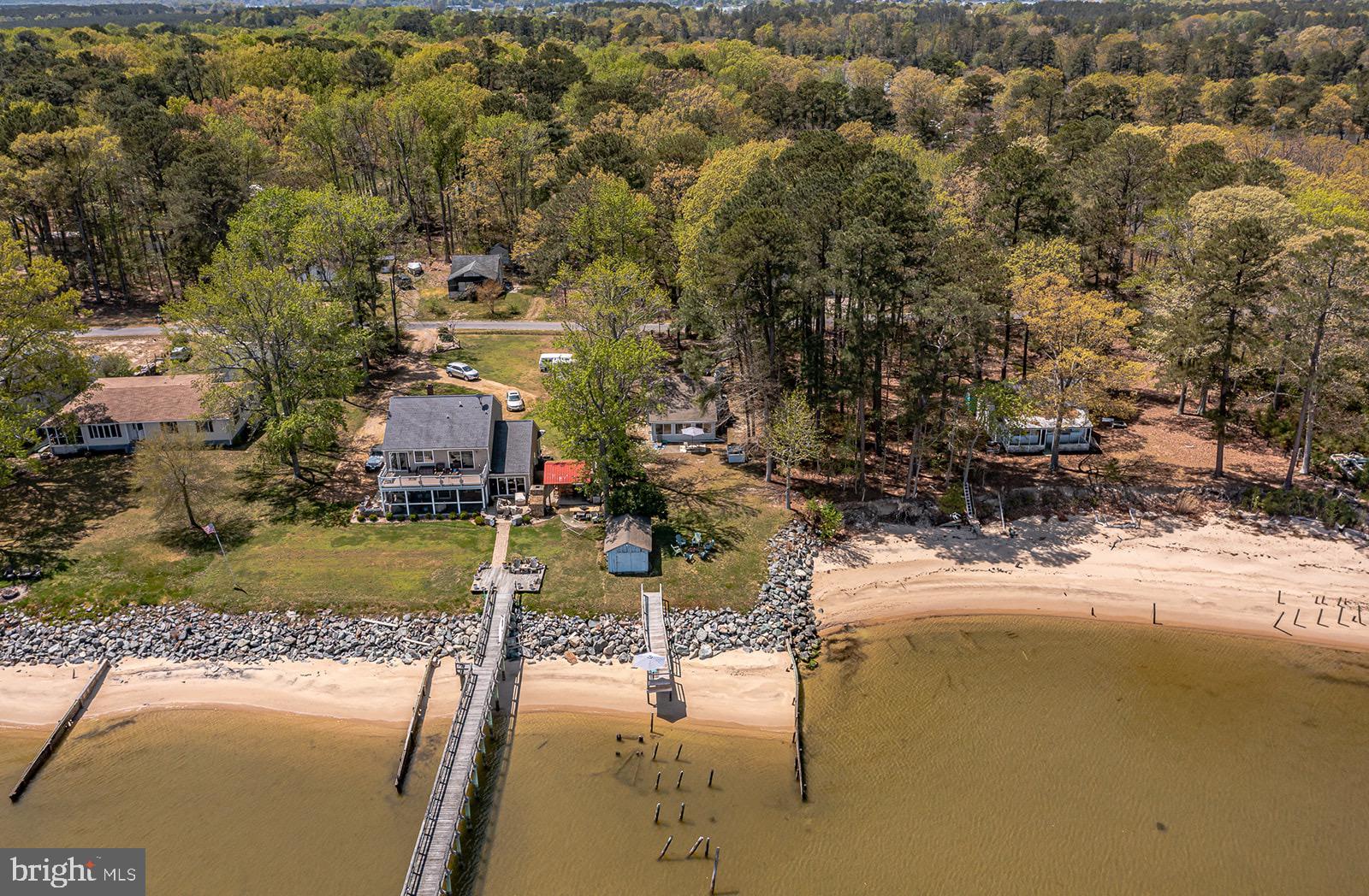 RAGGED POINT - Residential