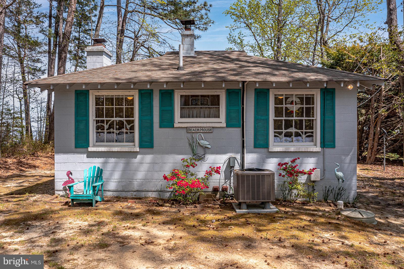 RAGGED POINT - Residential