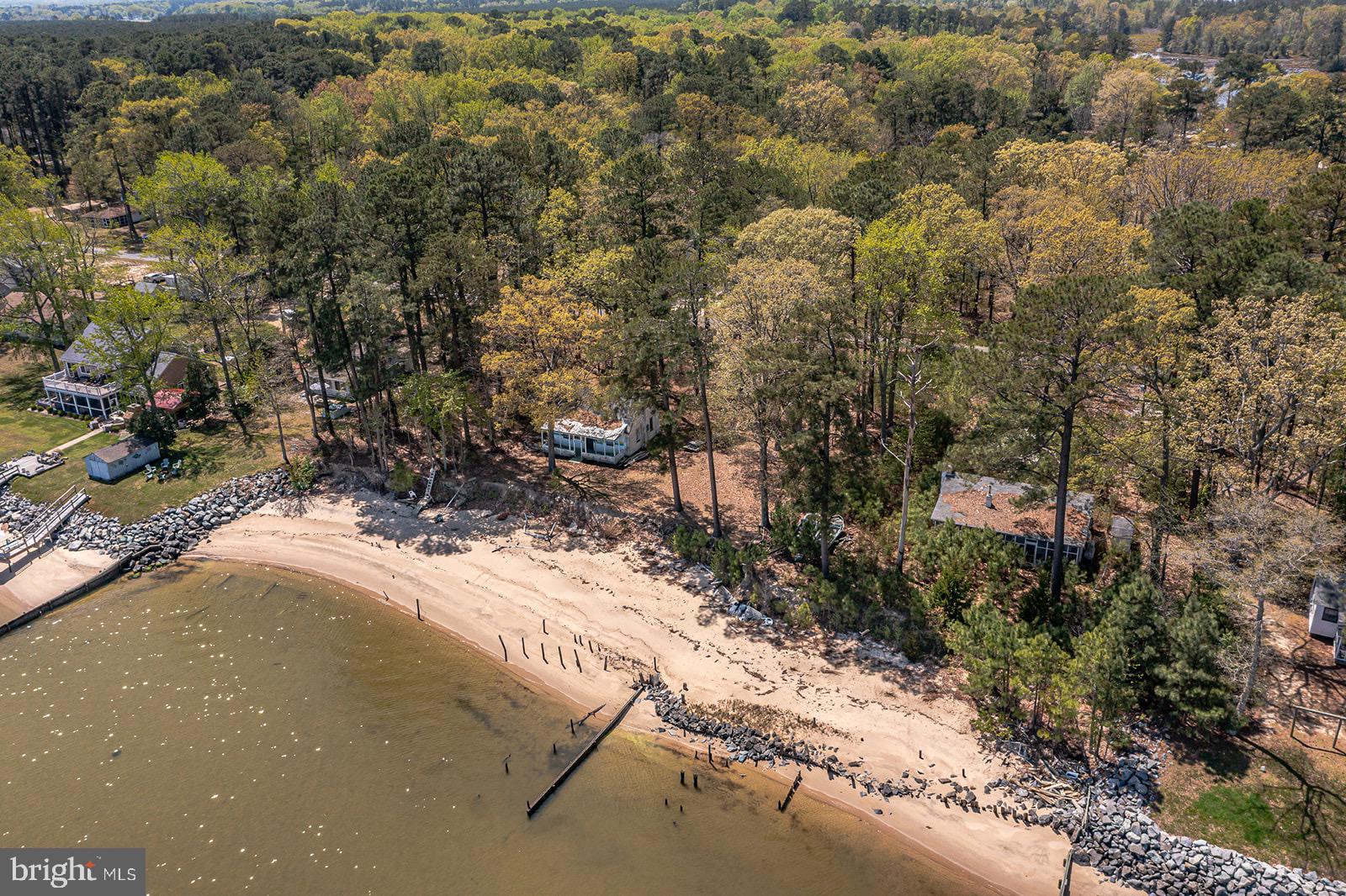 RAGGED POINT - Residential