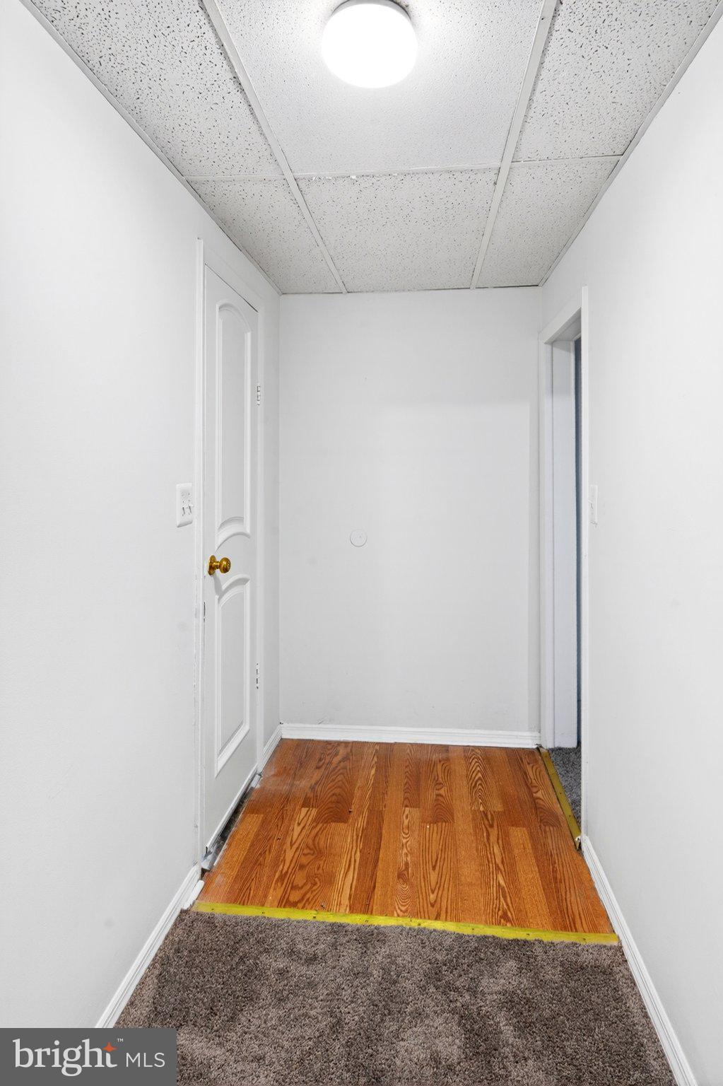 MILL HILL - Residential