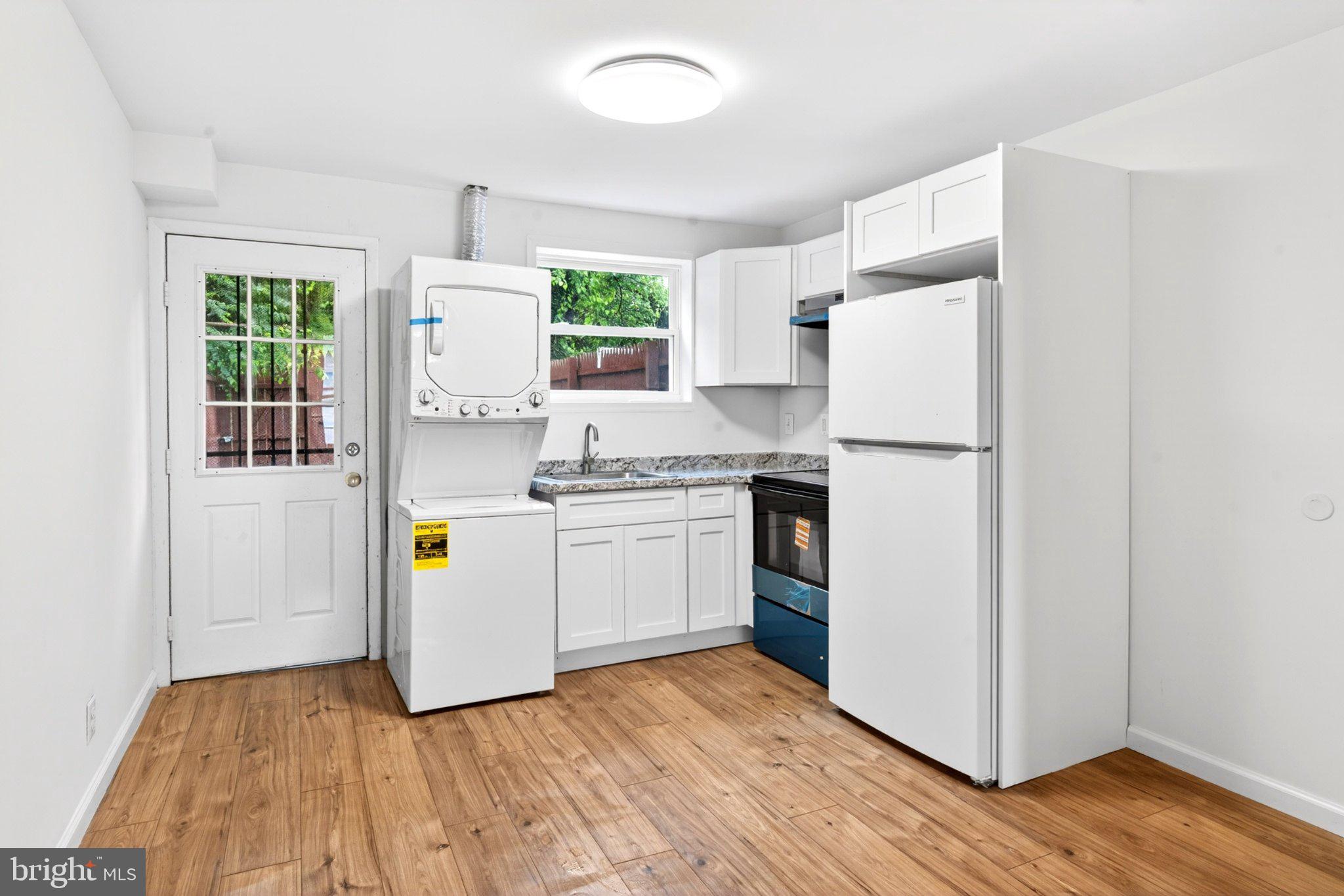 MILL HILL - Residential