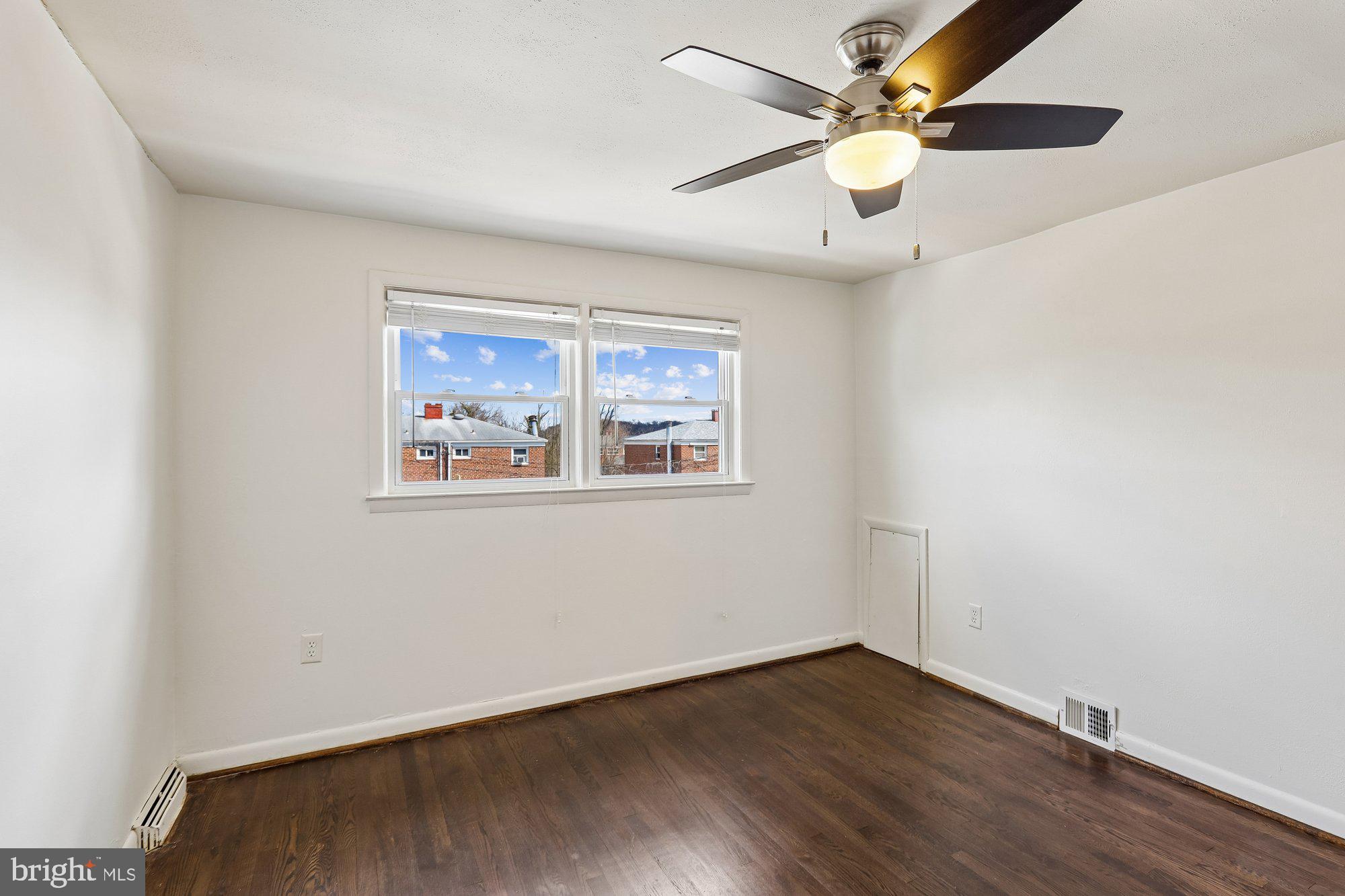 SULPHUR SPRINGS - Residential