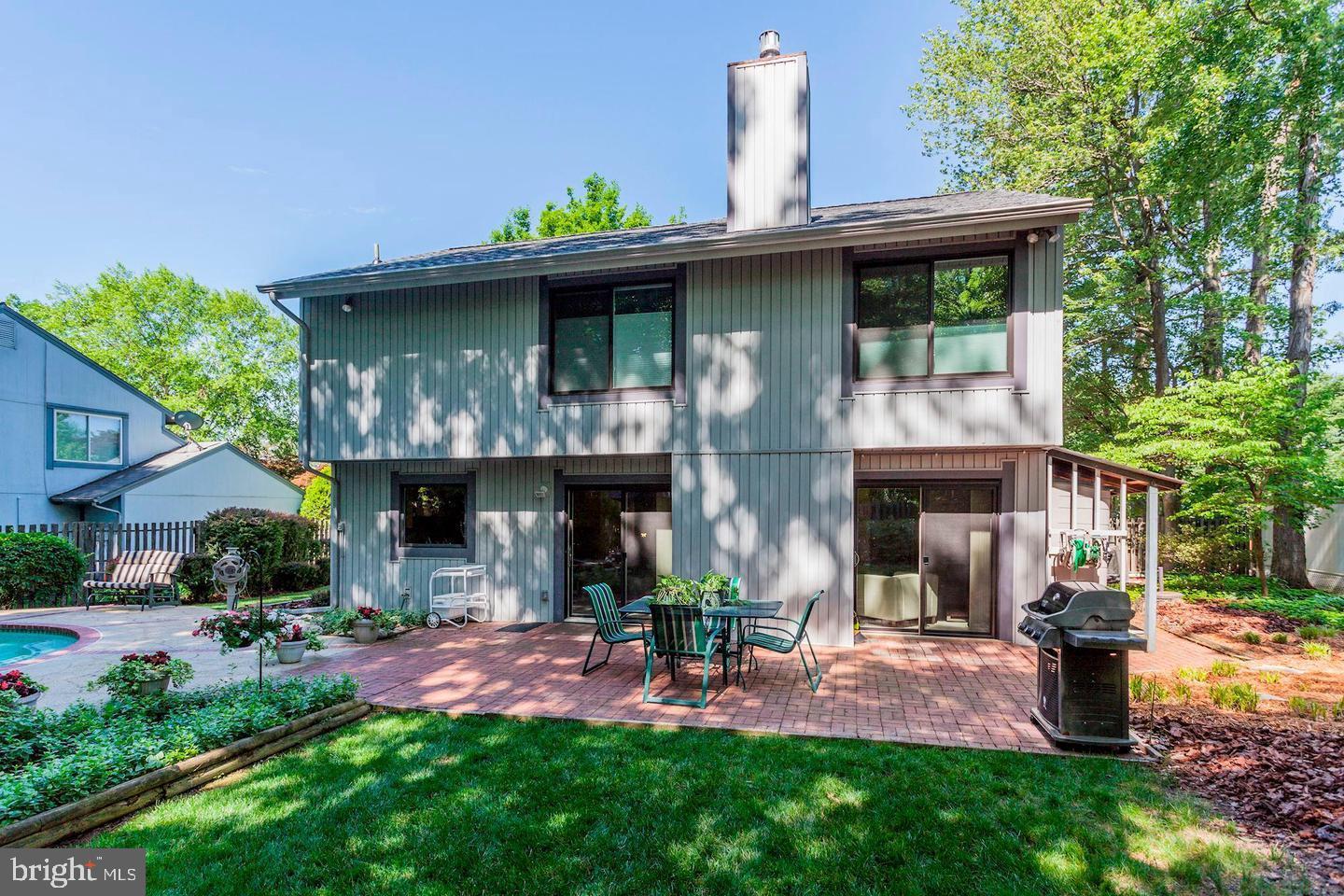 BONNIE BRAE - Residential Lease