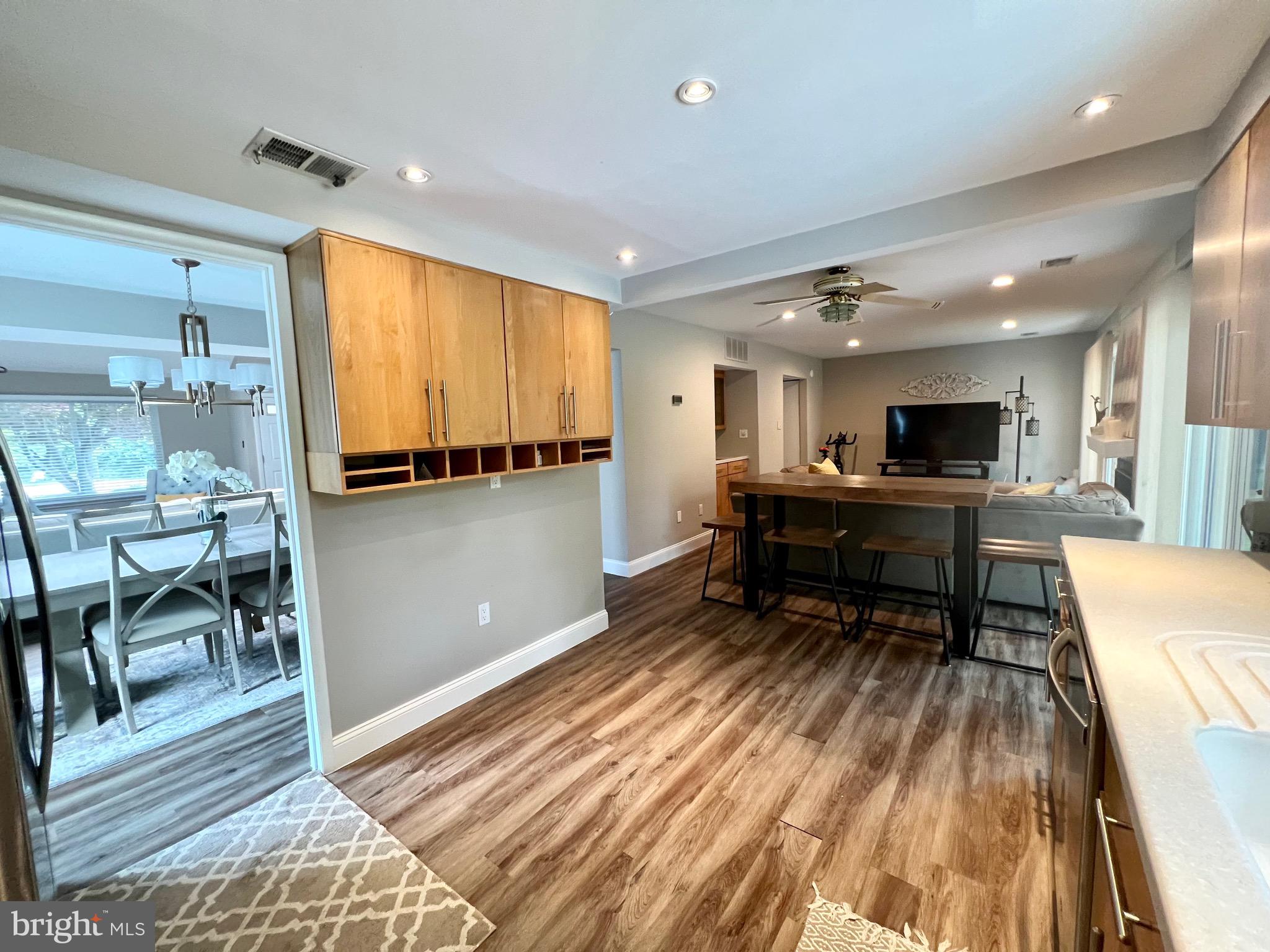 BONNIE BRAE - Residential Lease