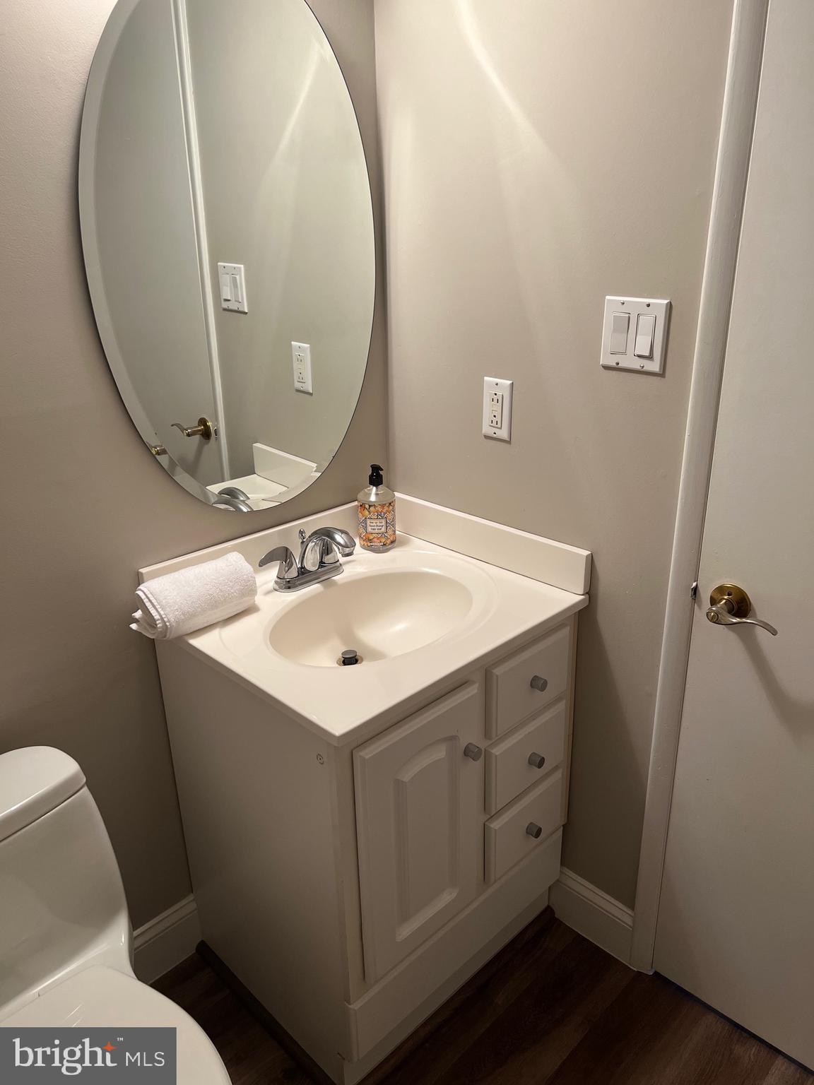 BONNIE BRAE - Residential Lease