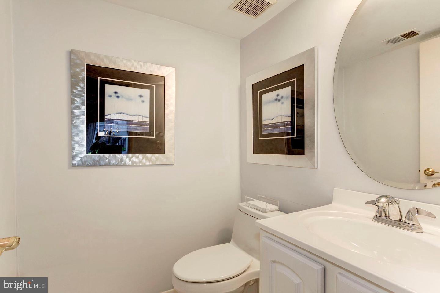 BONNIE BRAE - Residential Lease