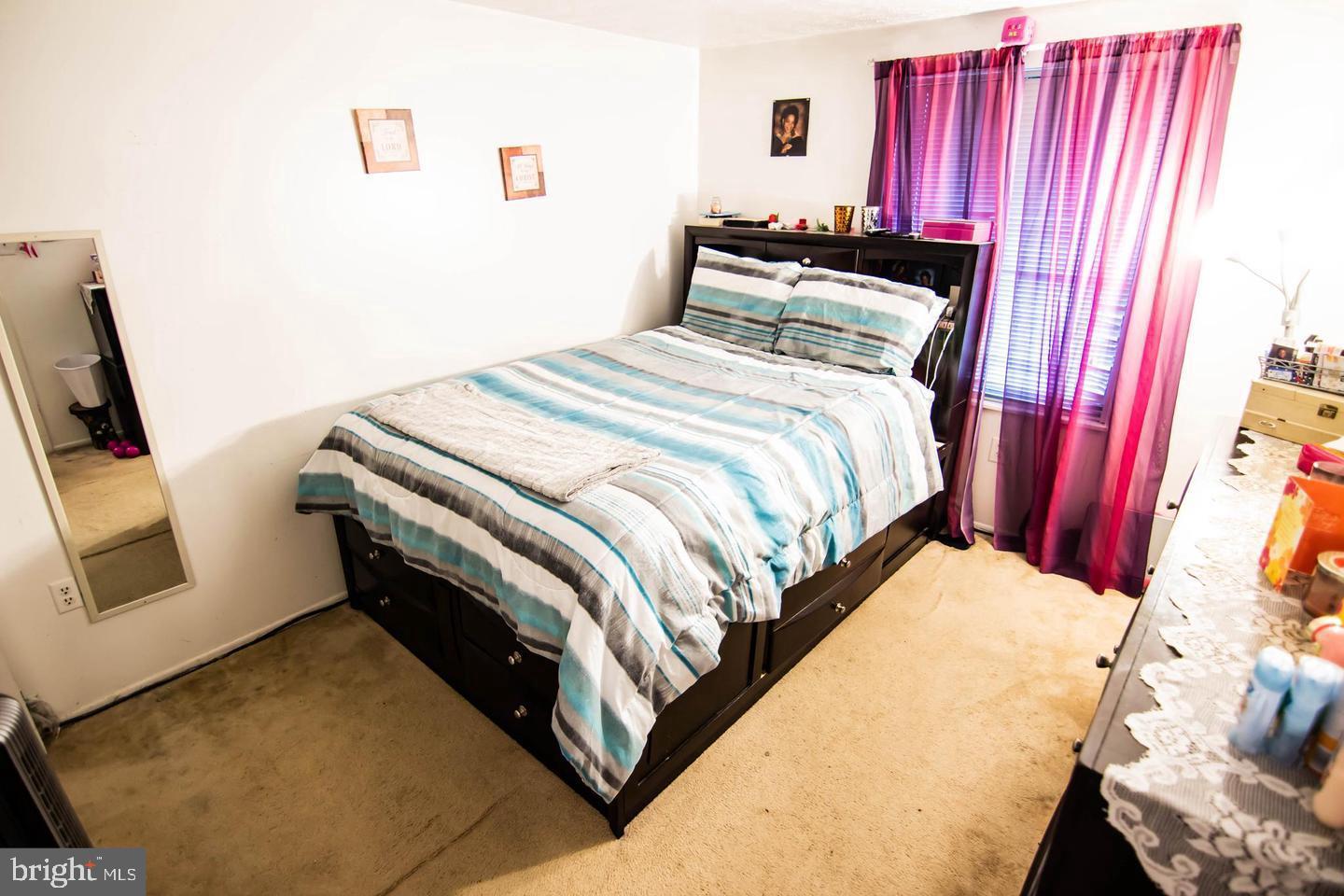 CLINTON - Residential