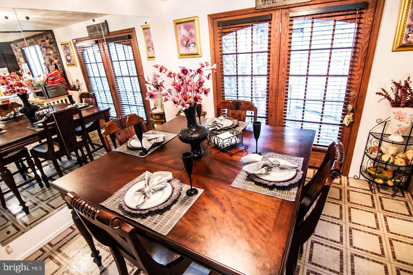 CLINTON - Residential