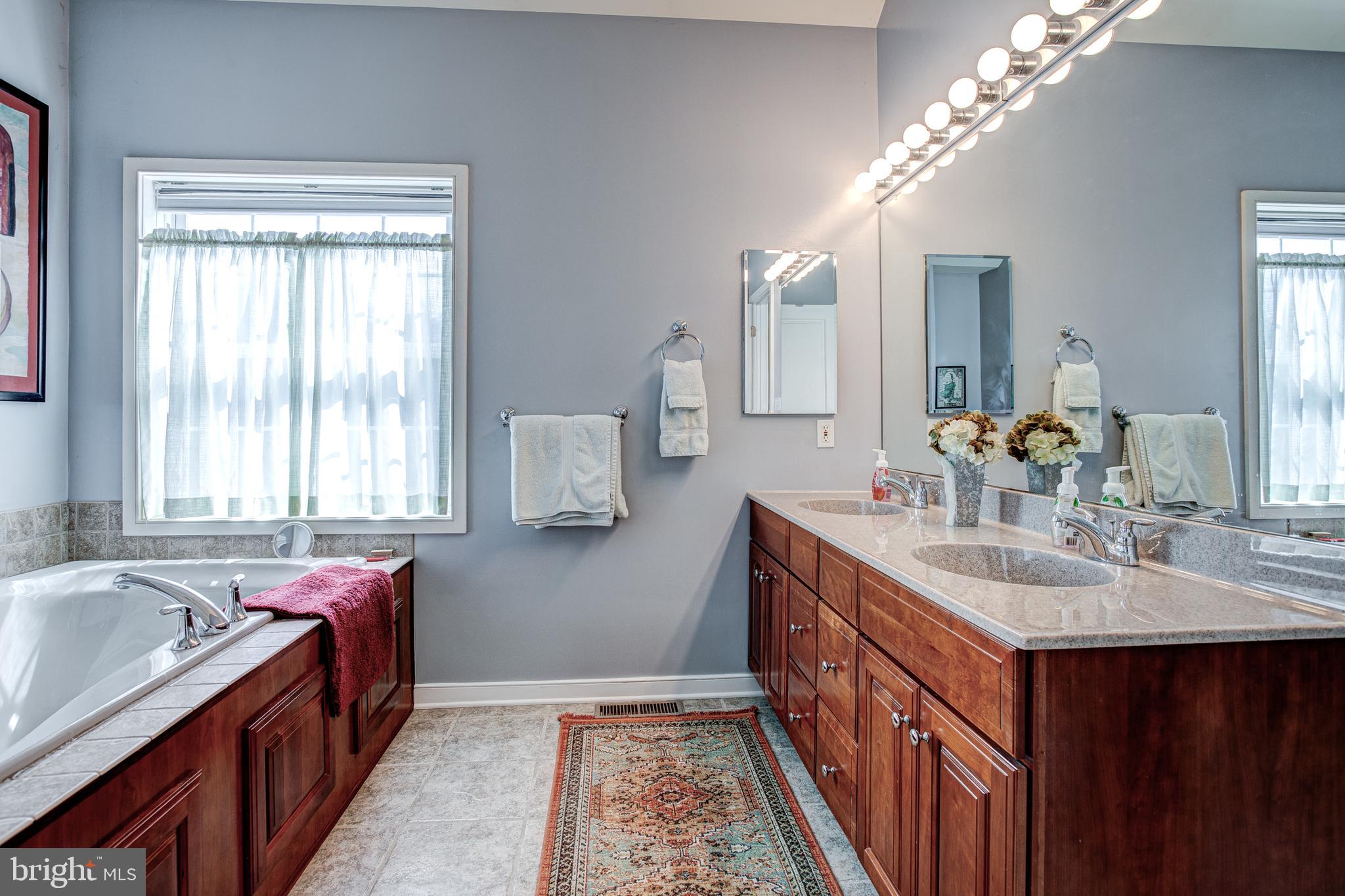 COBBLE CREEK - Residential