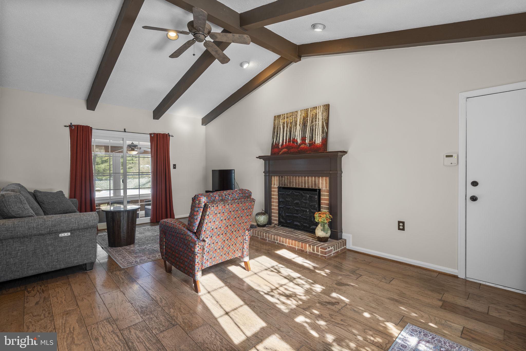 ANCIENT OAK - Residential