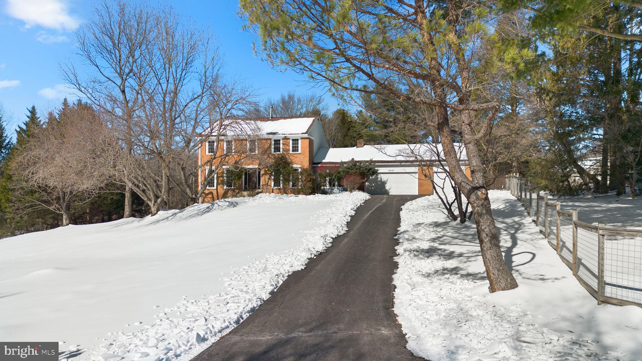 ANCIENT OAK - Residential