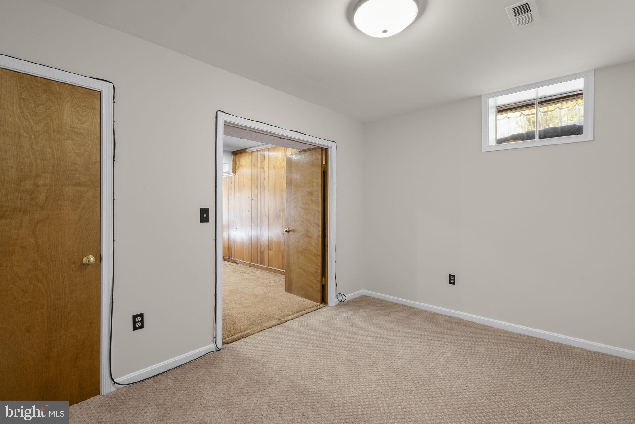 ANCIENT OAK - Residential