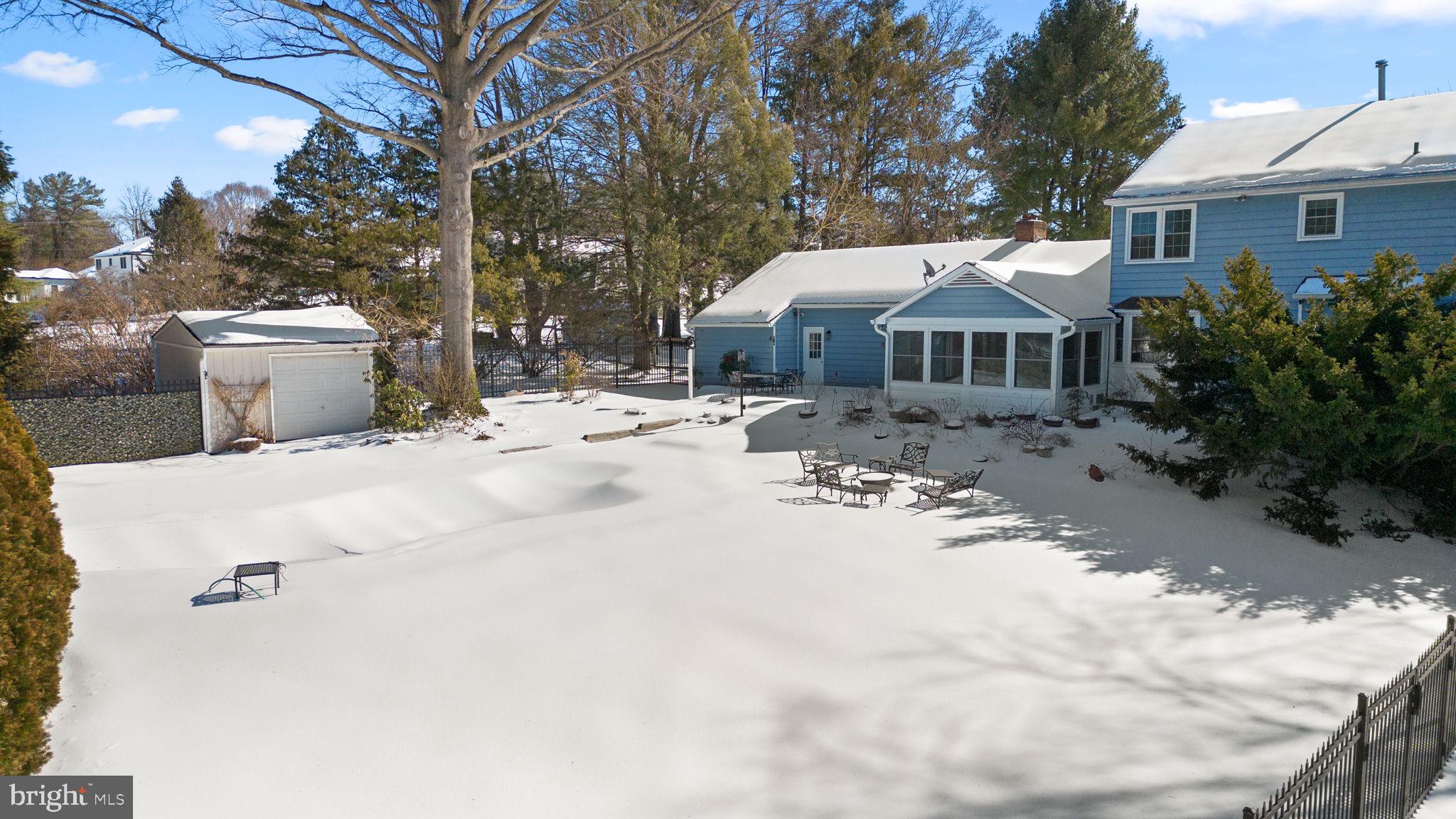 ANCIENT OAK - Residential